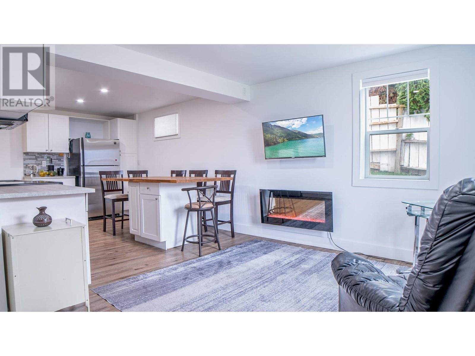 Photo 24 of 403 8th Avenue S, Creston BC