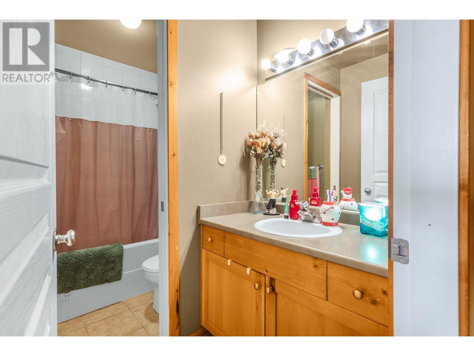 9802 Silver Star Road Unit# 104, Silver Star