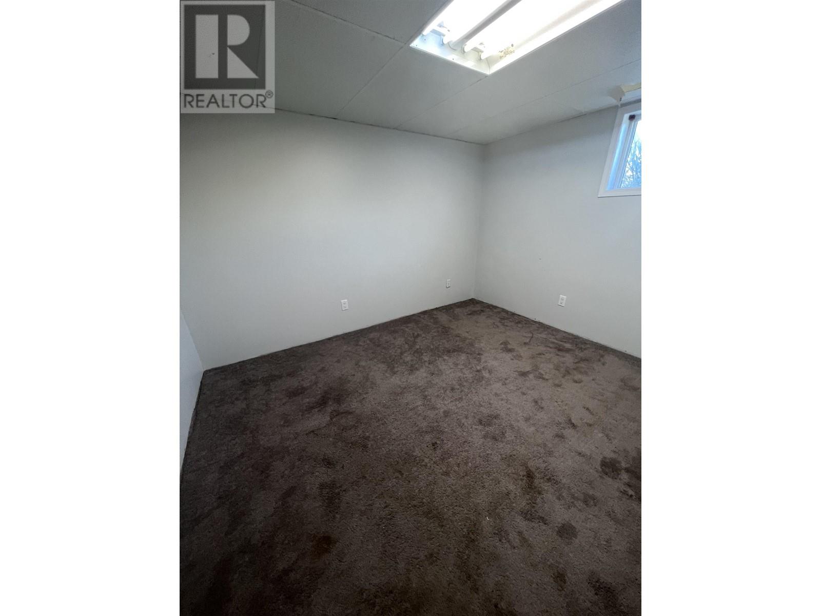 3955 COTTONWOOD ROAD, Fort Nelson