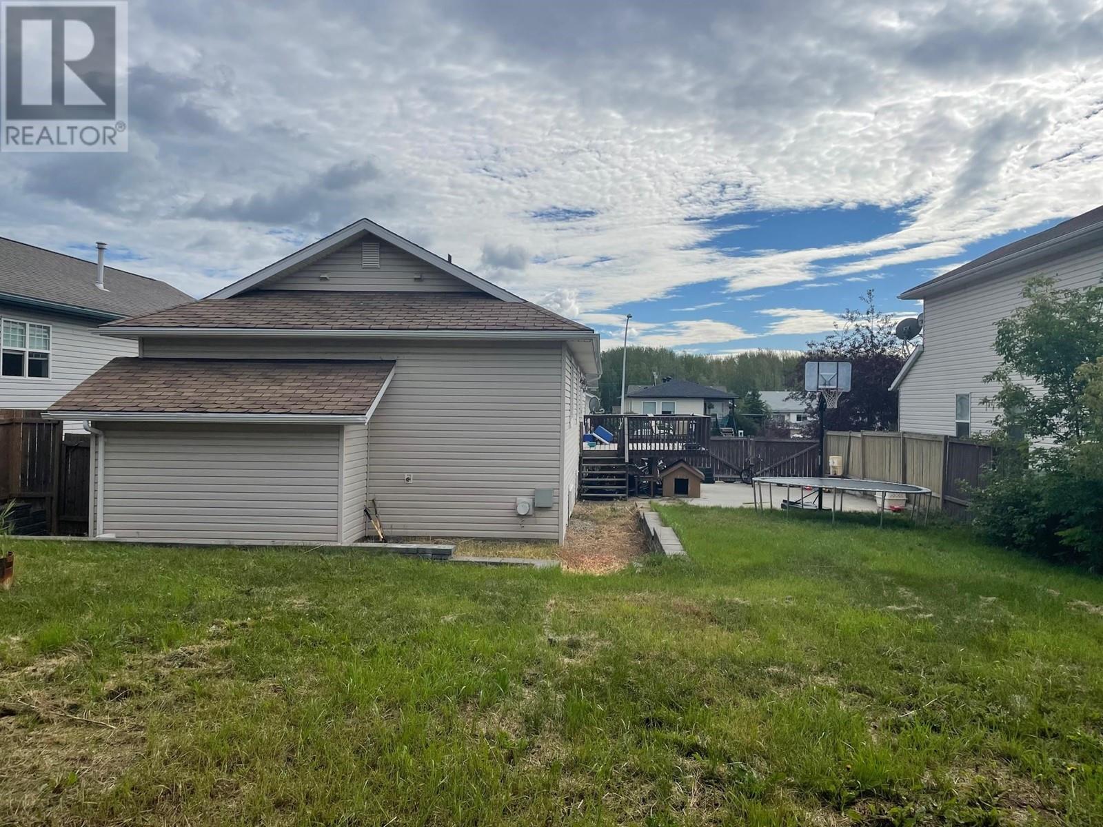 5213 HALLMARK CRESCENT, Fort Nelson