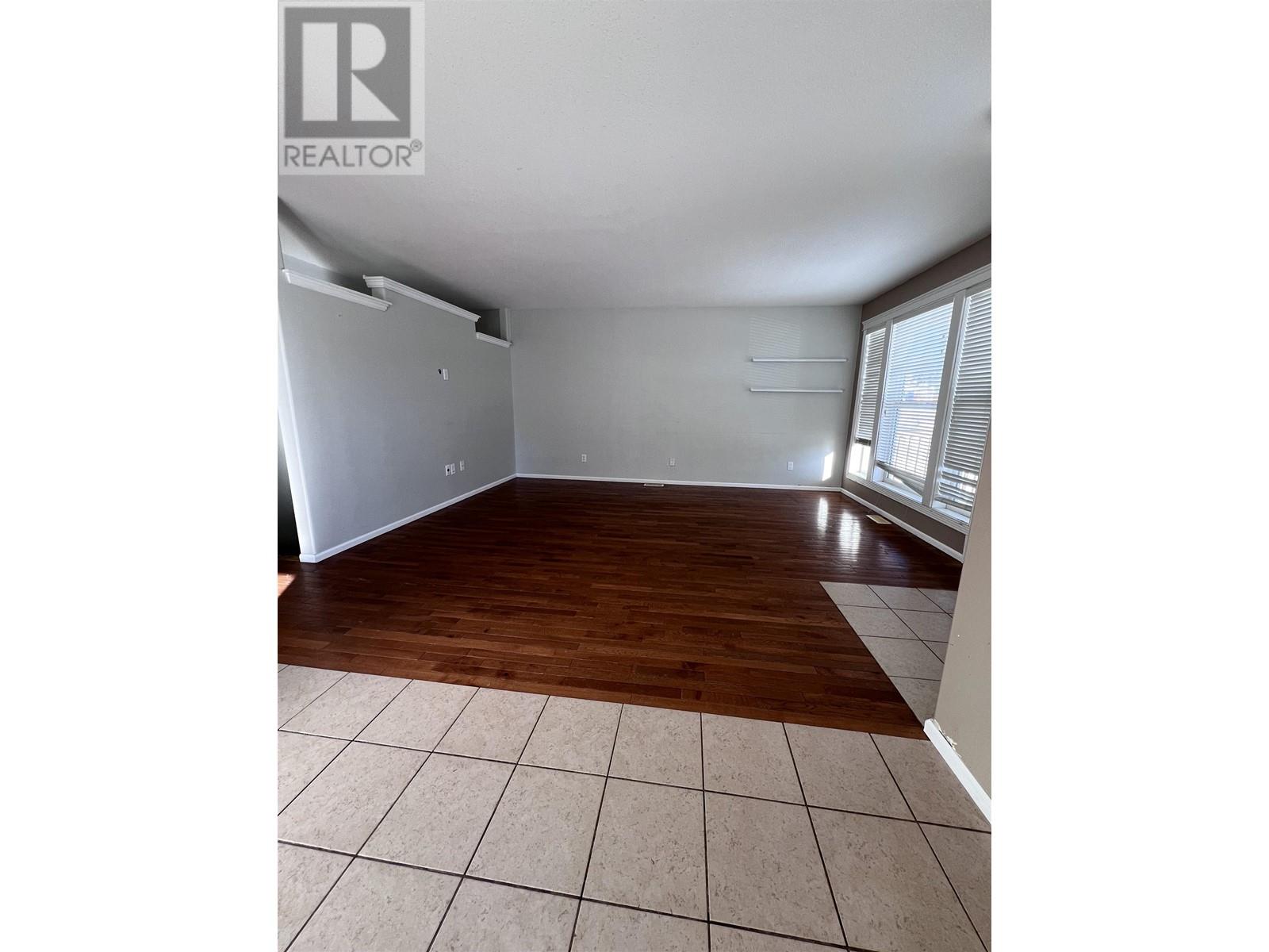 5213 HALLMARK CRESCENT, Fort Nelson