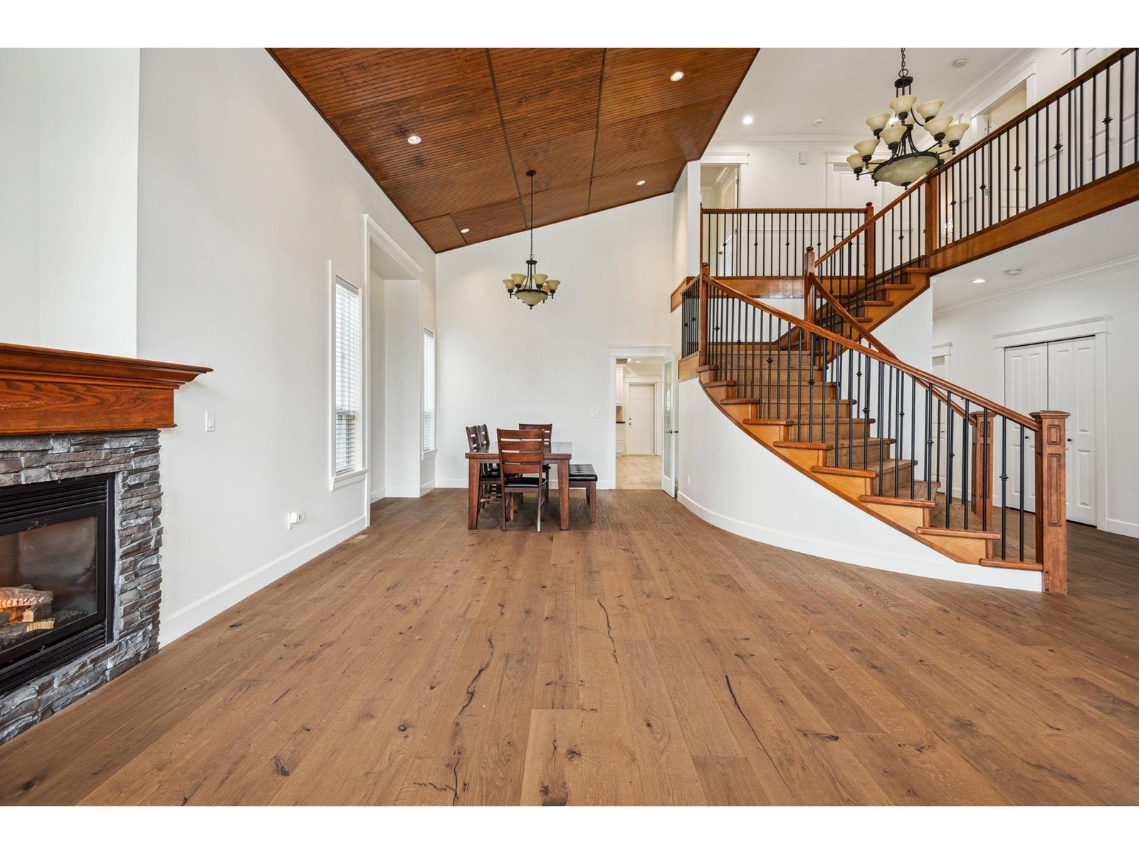20307 98A AVENUE, Langley