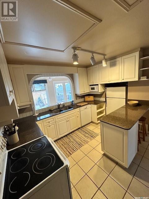 Photo 12 of 3005 Angus Street, Regina SK