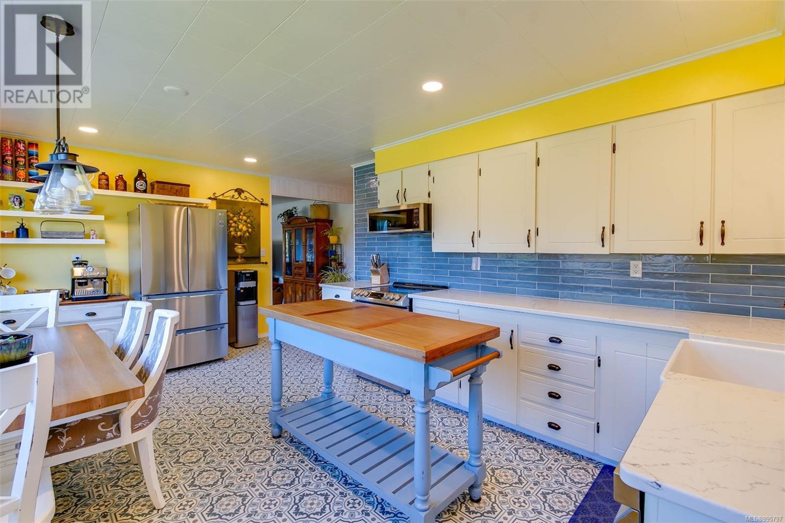7676 Bell Rd, Port Alberni