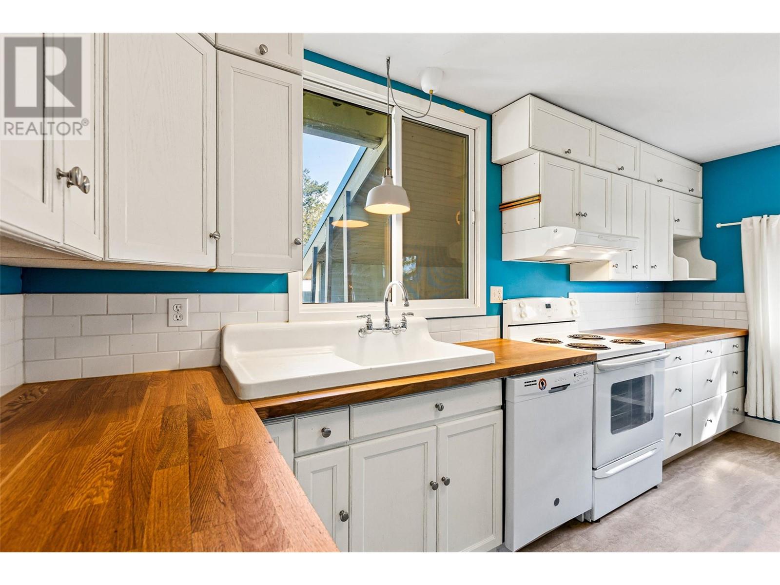 3092 24th Street, Creston