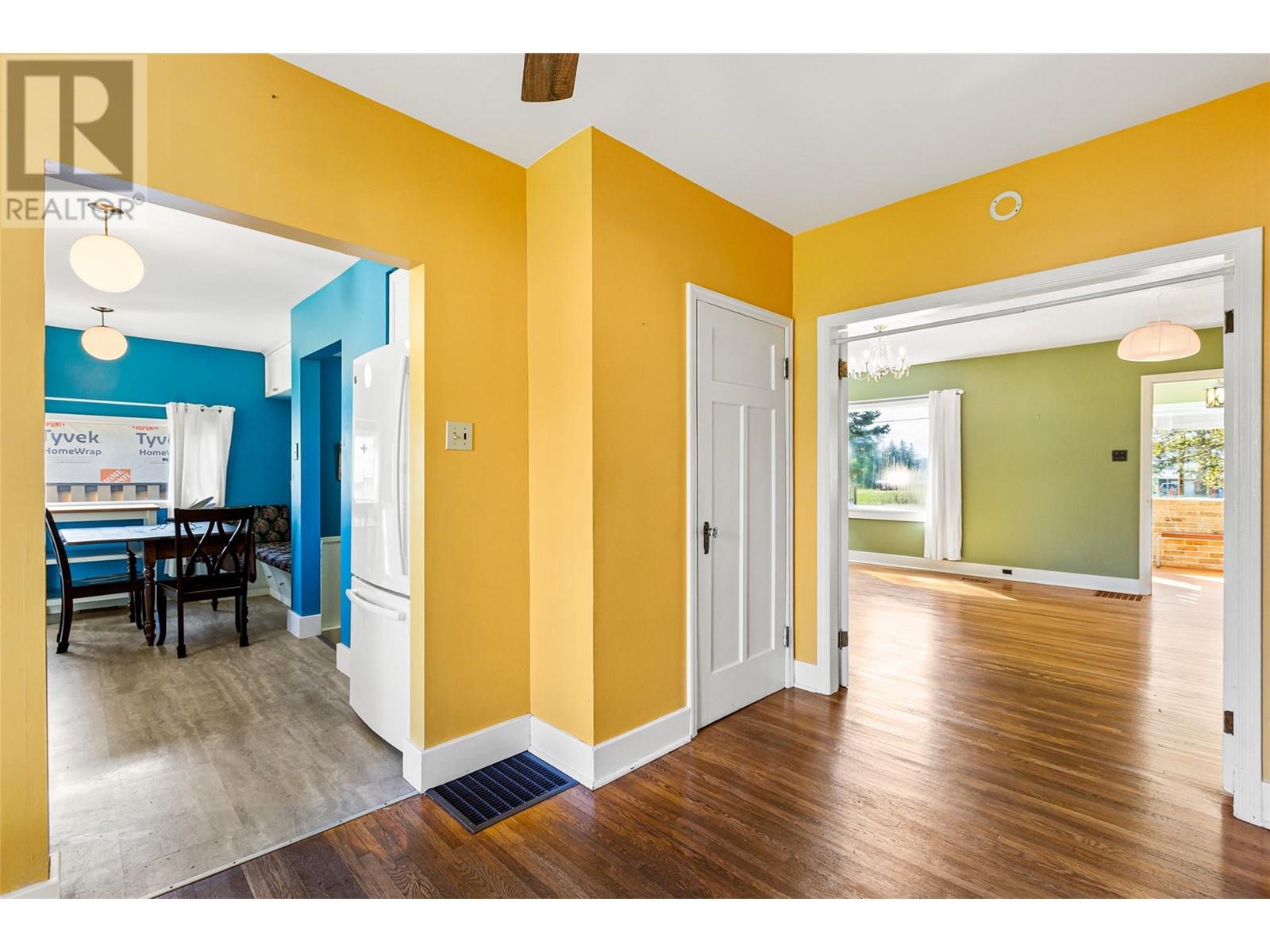 3092 24th Street, Creston