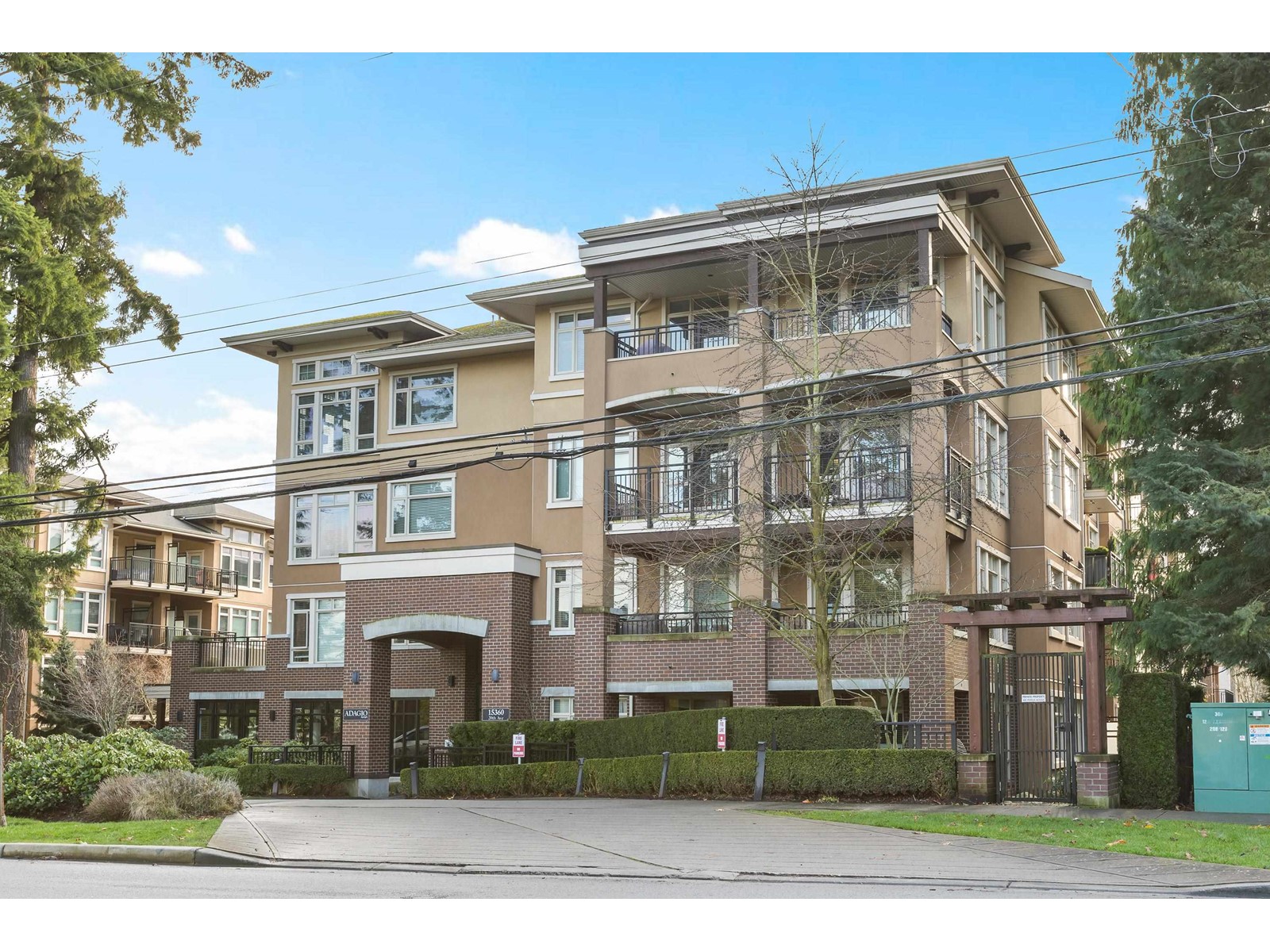 106 15360 20TH AVENUE, Surrey