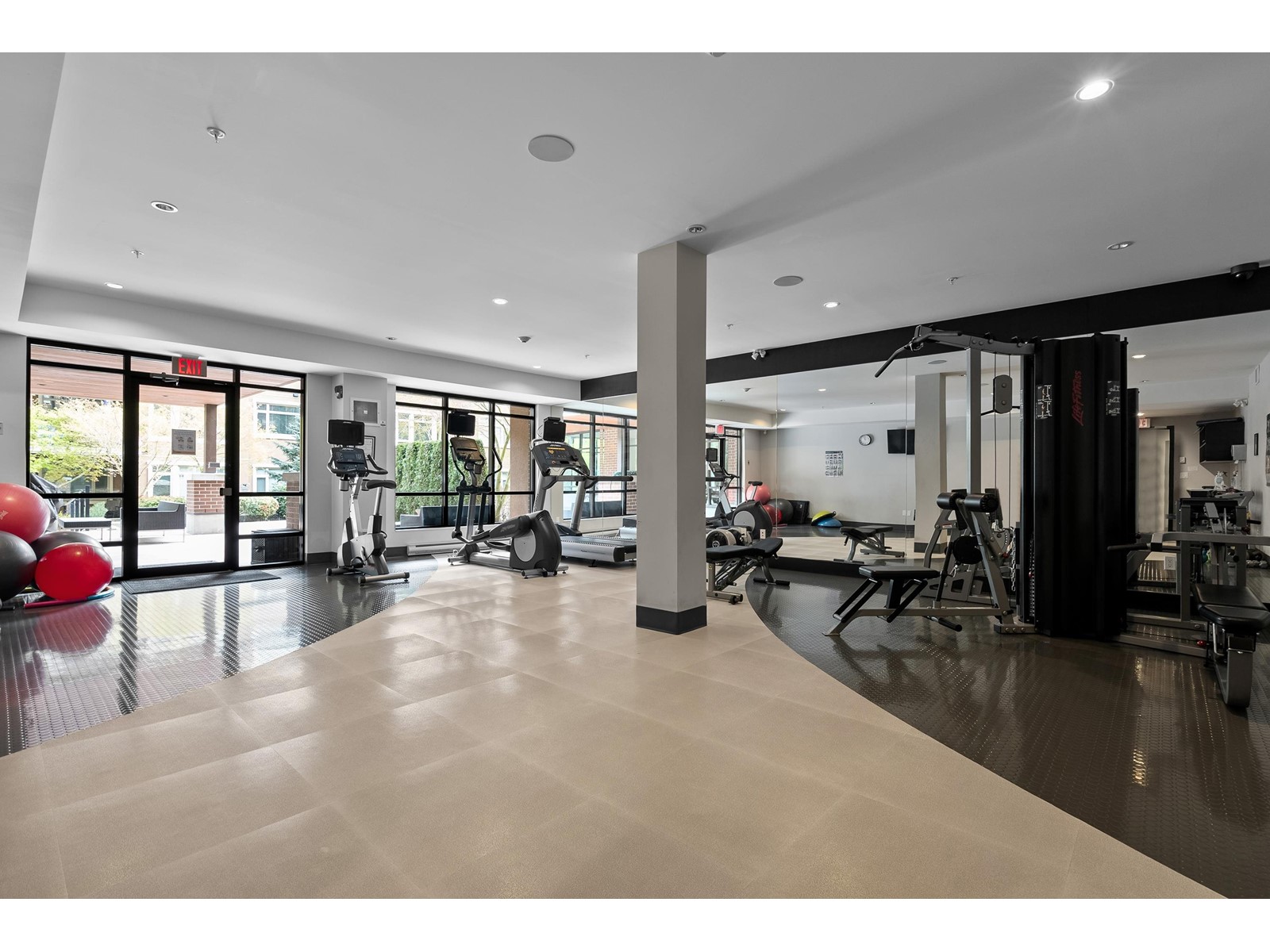 106 15360 20TH AVENUE, Surrey