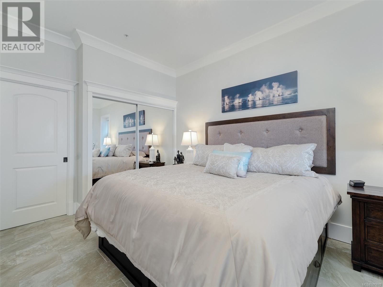8B 1000 SookePoint Place, Sooke