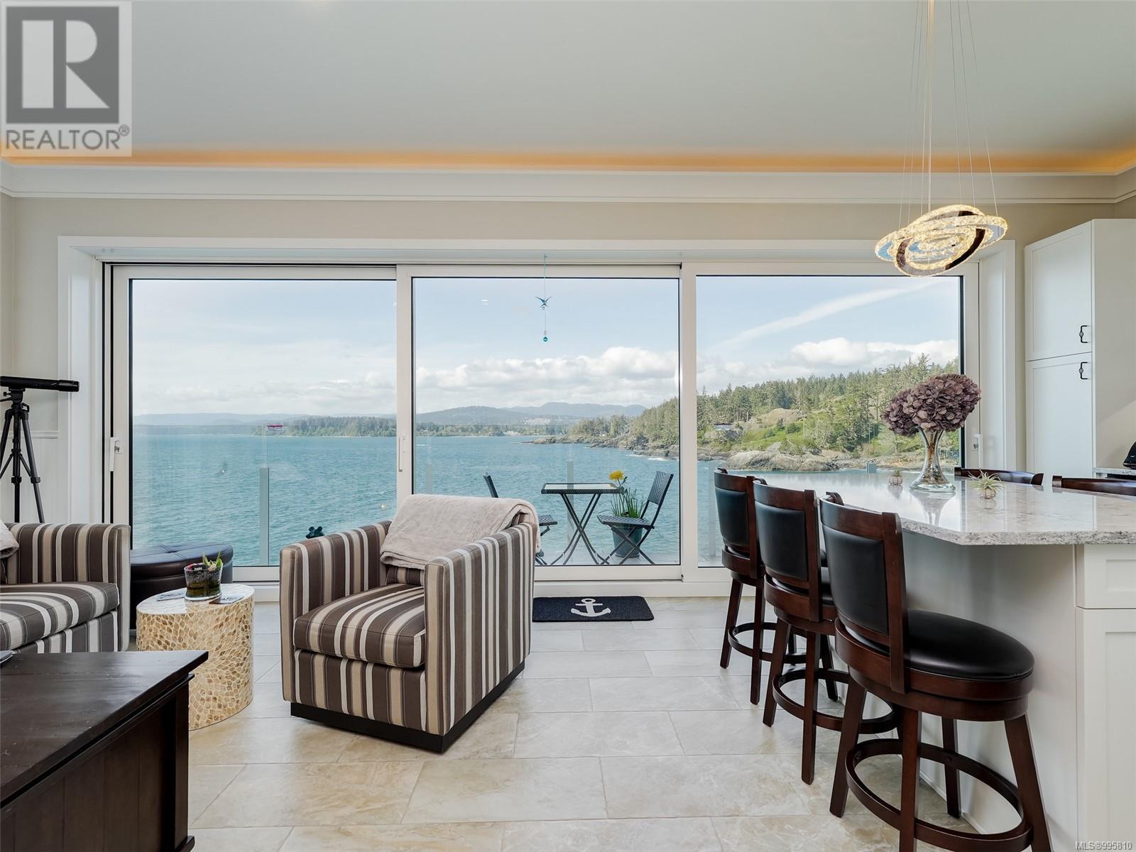 8B 1000 SookePoint Place, Sooke