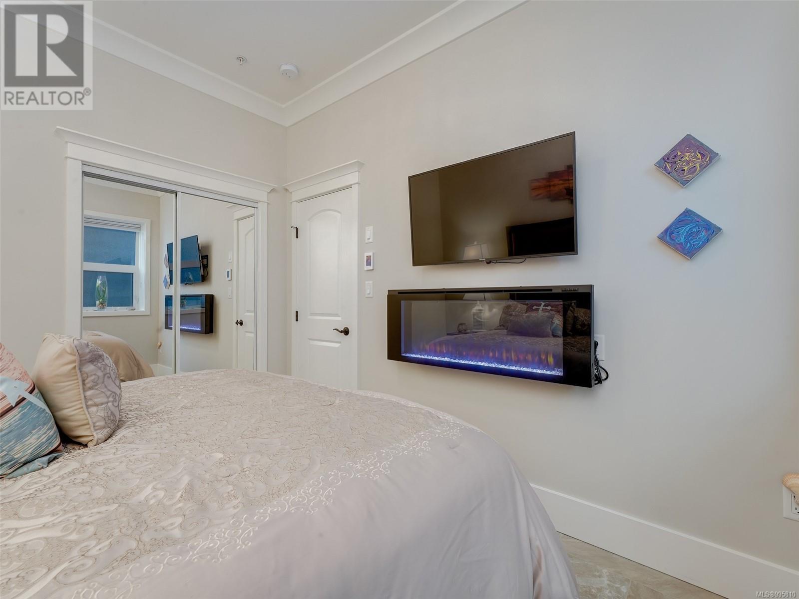 8B 1000 SookePoint Place, Sooke