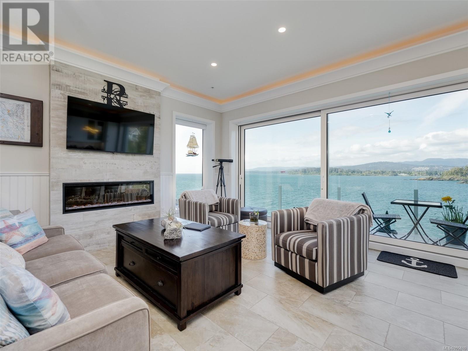 8B 1000 SookePoint Place, Sooke