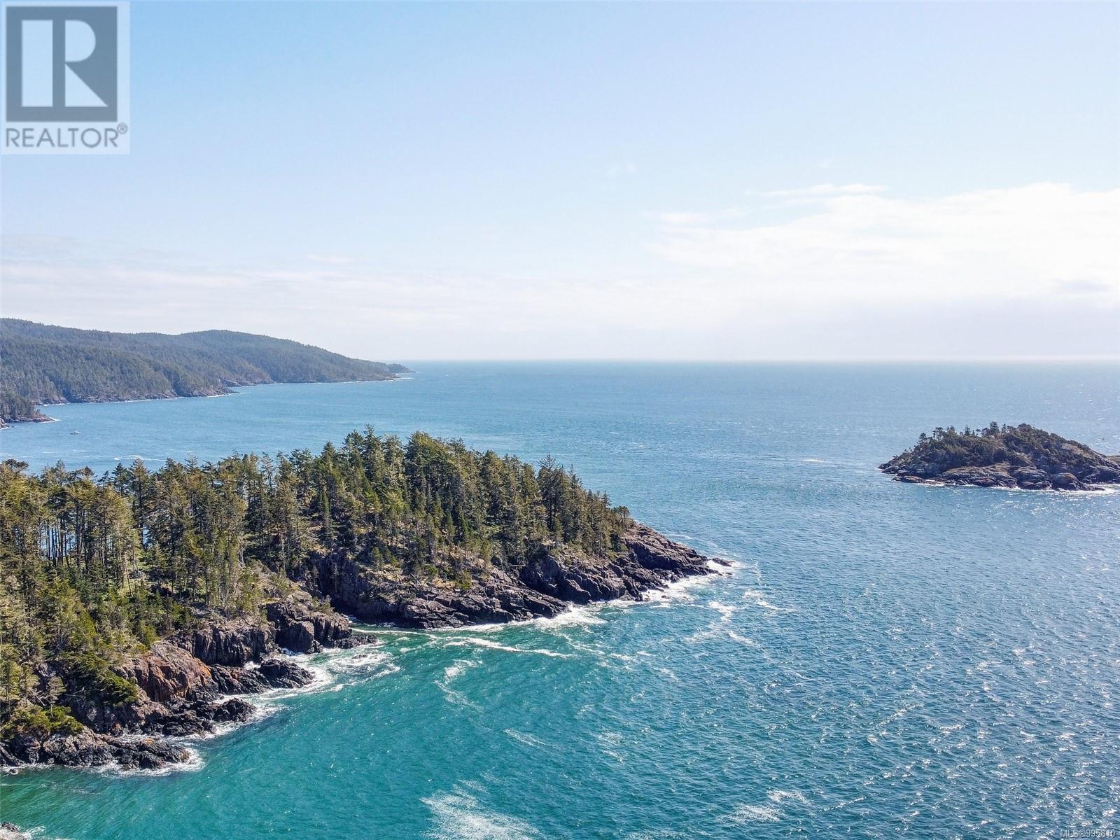 8B 1000 SookePoint Place, Sooke