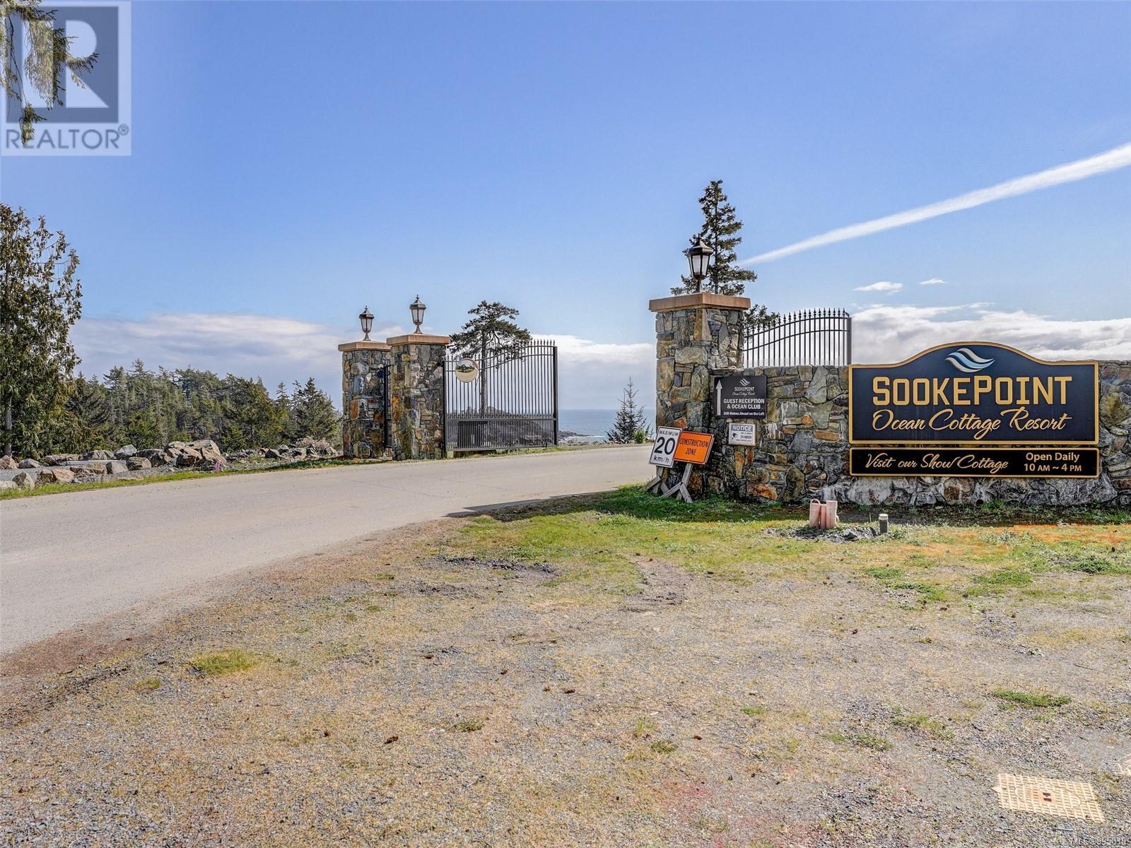 8B 1000 SookePoint Place, Sooke