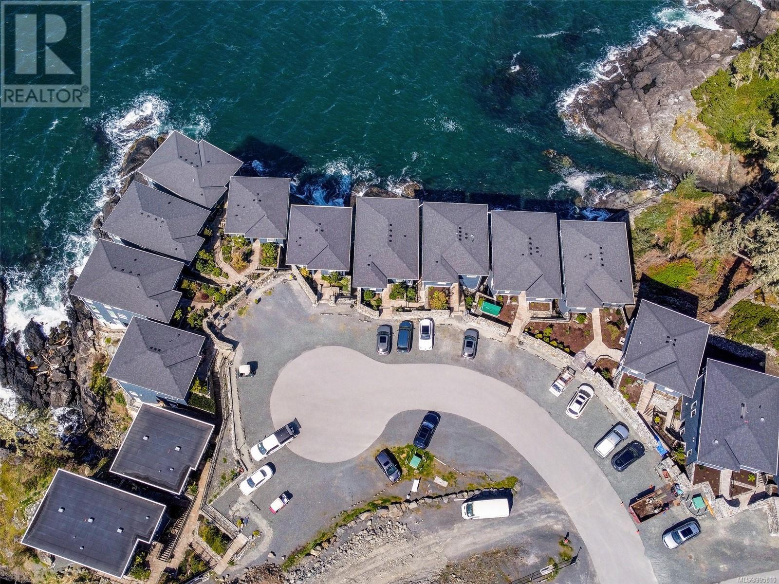 8B 1000 SookePoint Place, Sooke