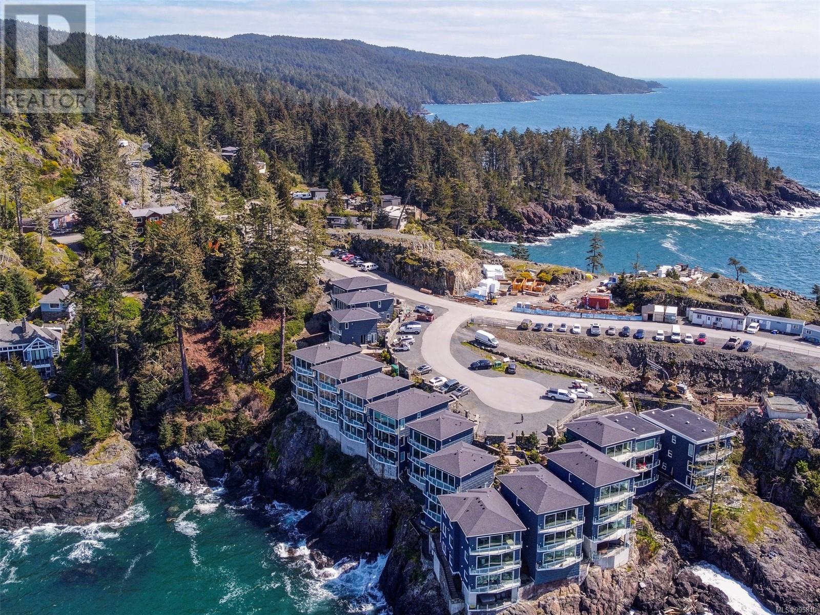 8B 1000 SookePoint Place, Sooke