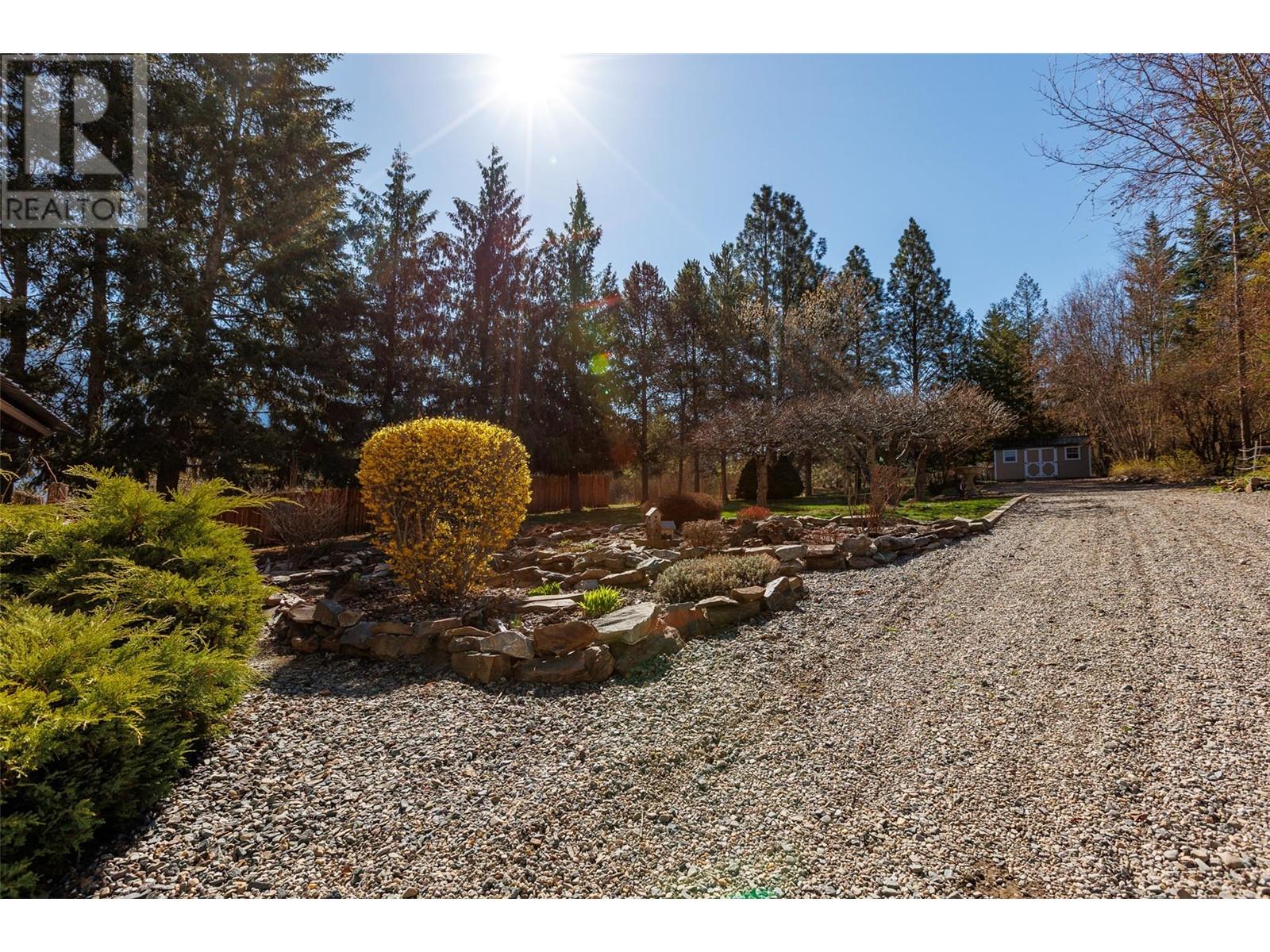 2581 38th Street, Creston
