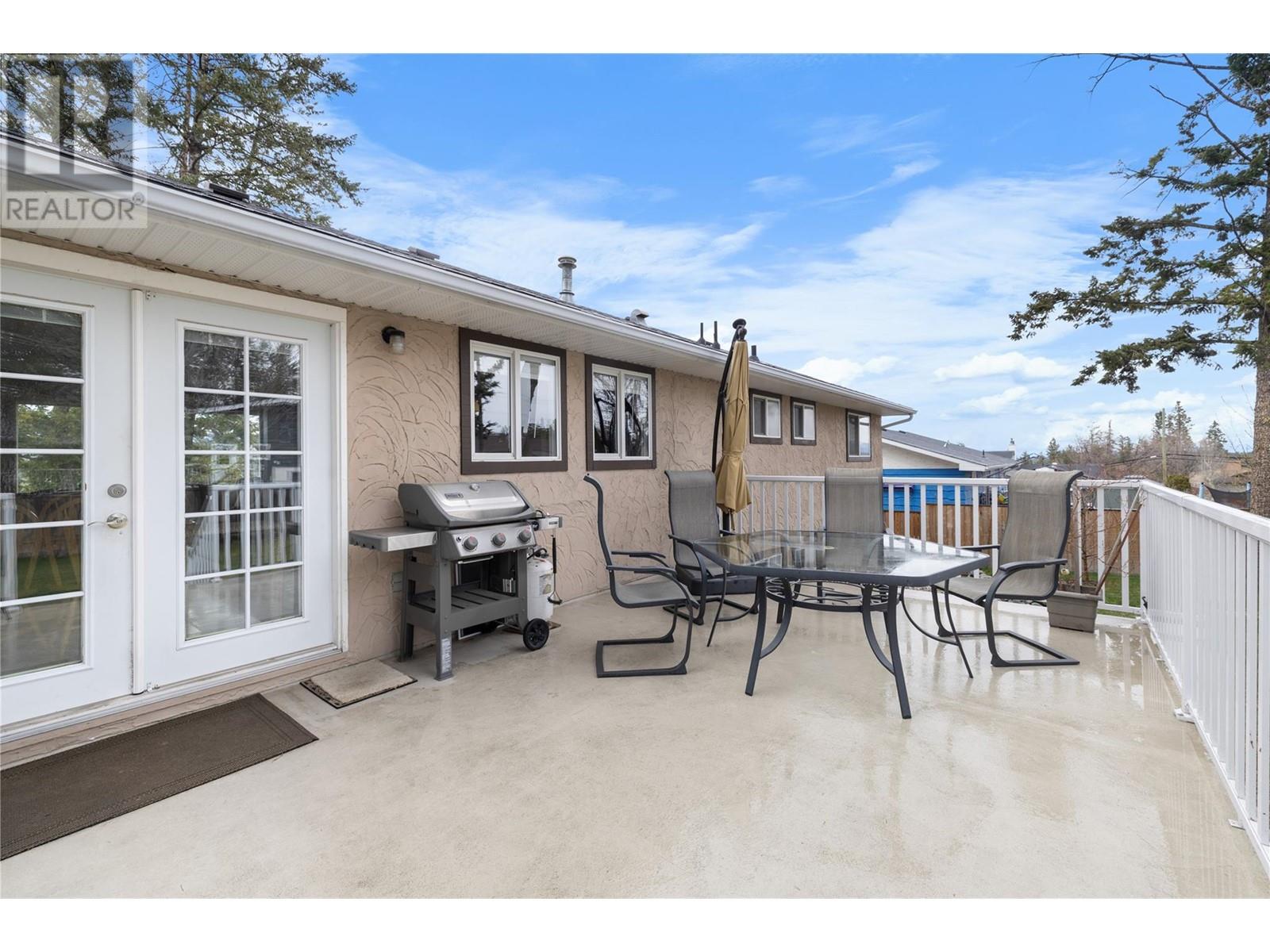 712 29th Avenue S, Cranbrook