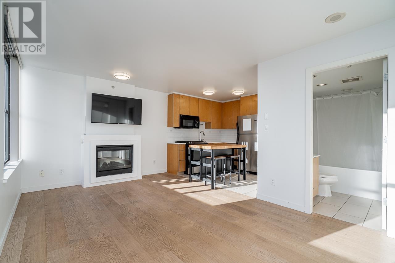 Photo 13 of 704 989 Beatty Street, Vancouver BC