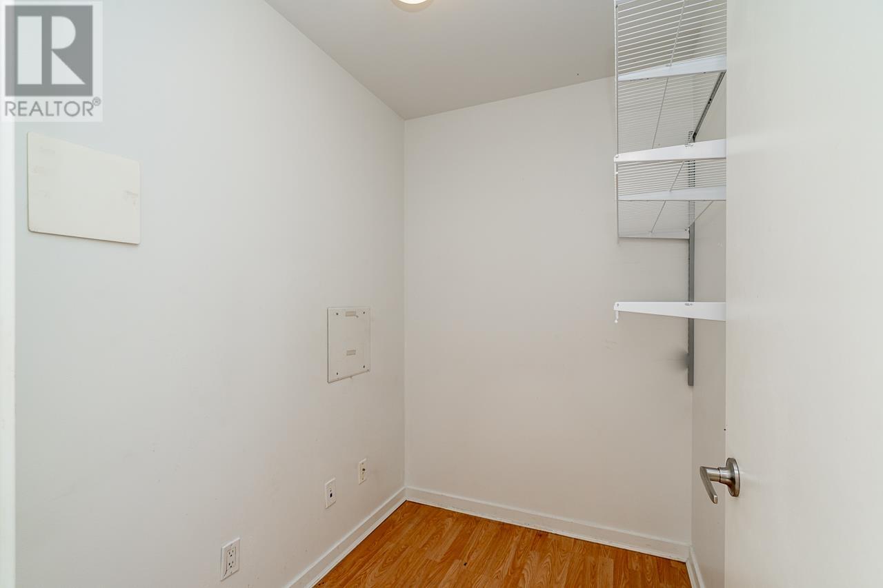 Photo 15 of 704 989 Beatty Street, Vancouver BC