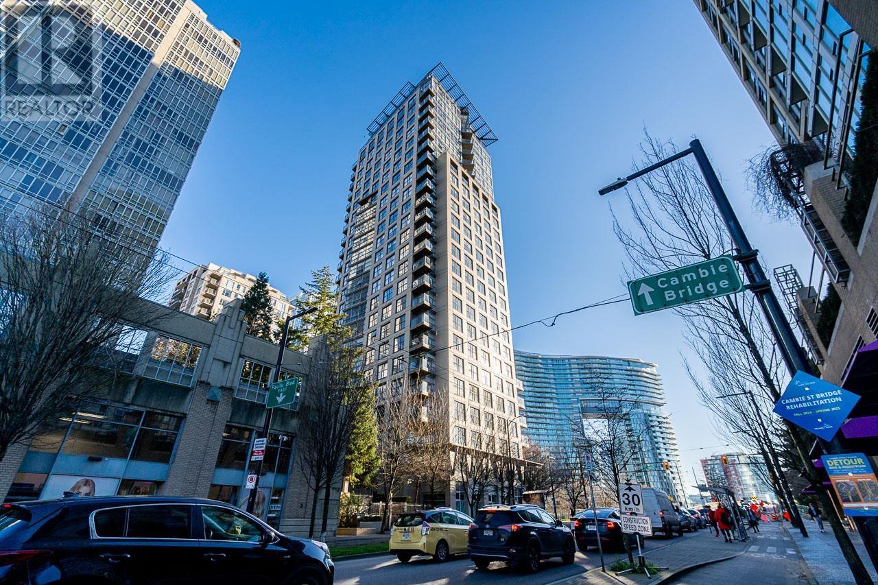 704 989 BEATTY STREET, Vancouver