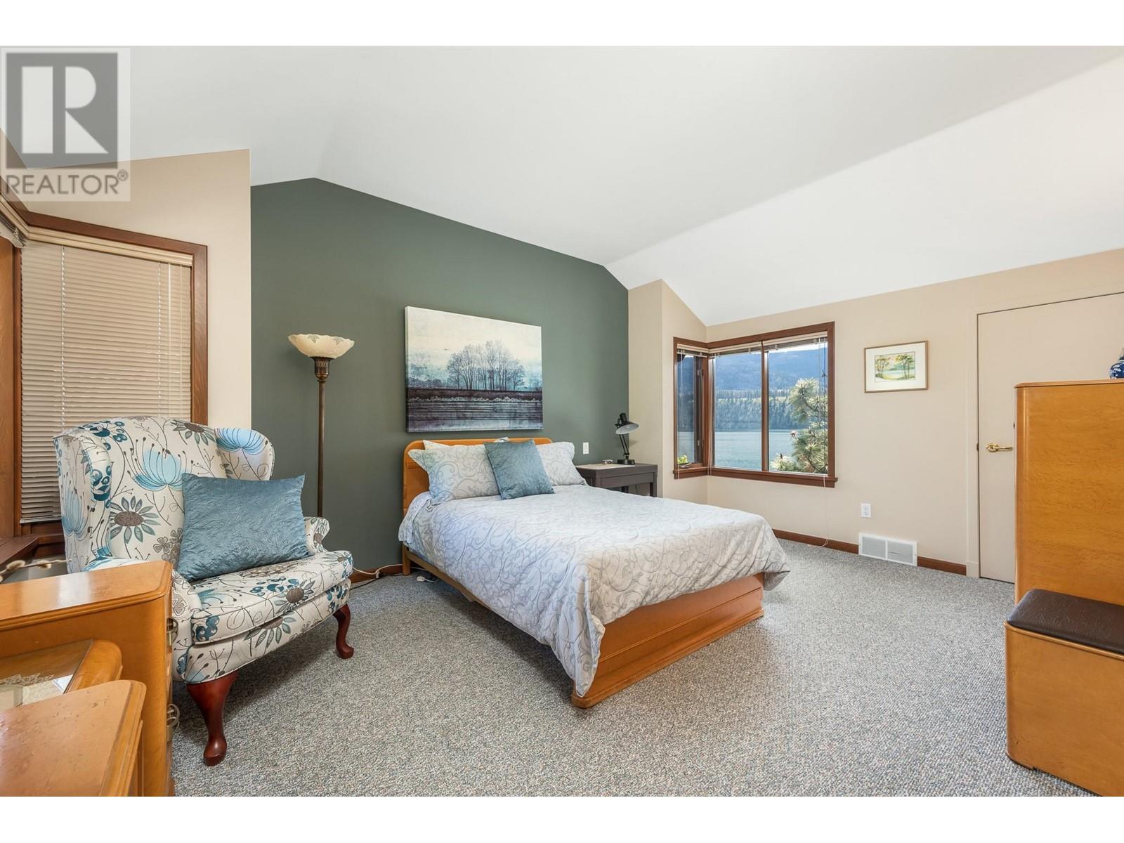 17211 Thomson Road Unit# 6, Lake Country