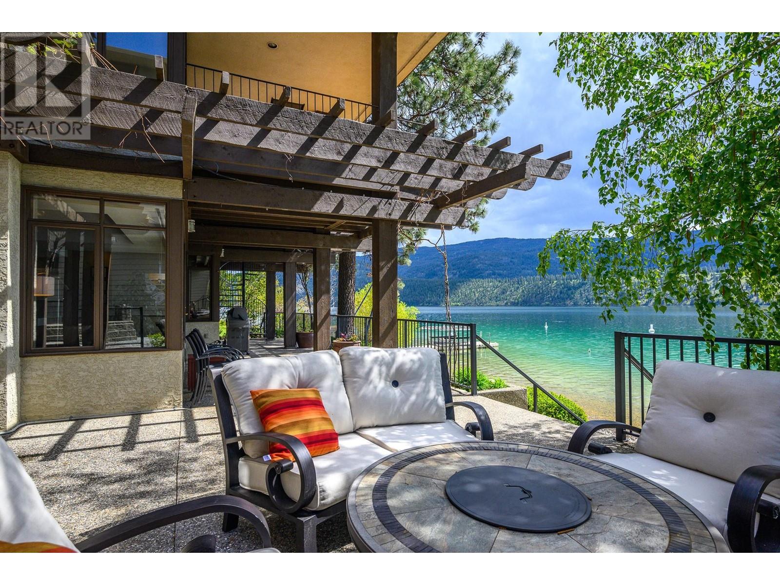 17211 Thomson Road Unit# 6, Lake Country