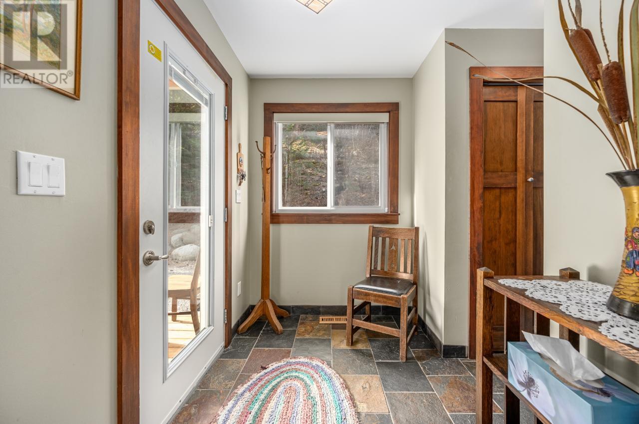 1315 OLD BRIDGE Road, Lillooet