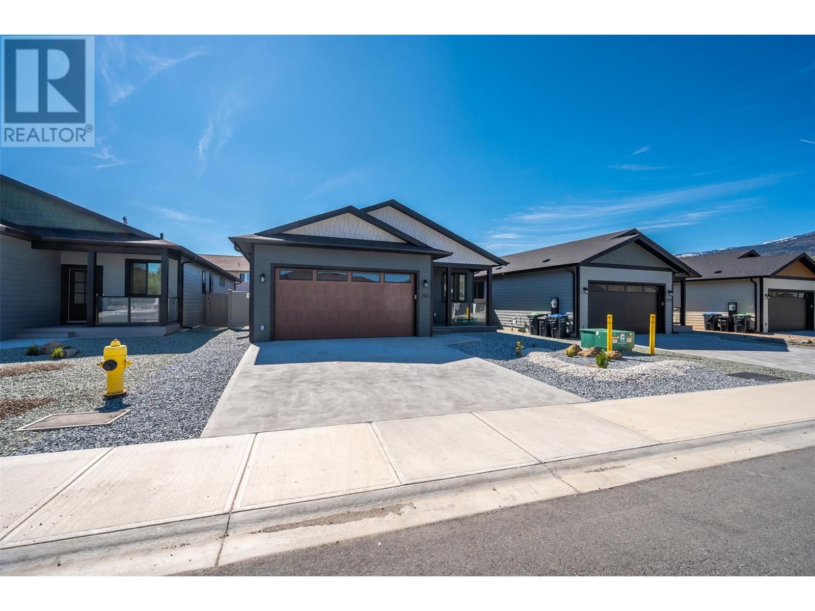 243 BENTGRASS Avenue, Oliver