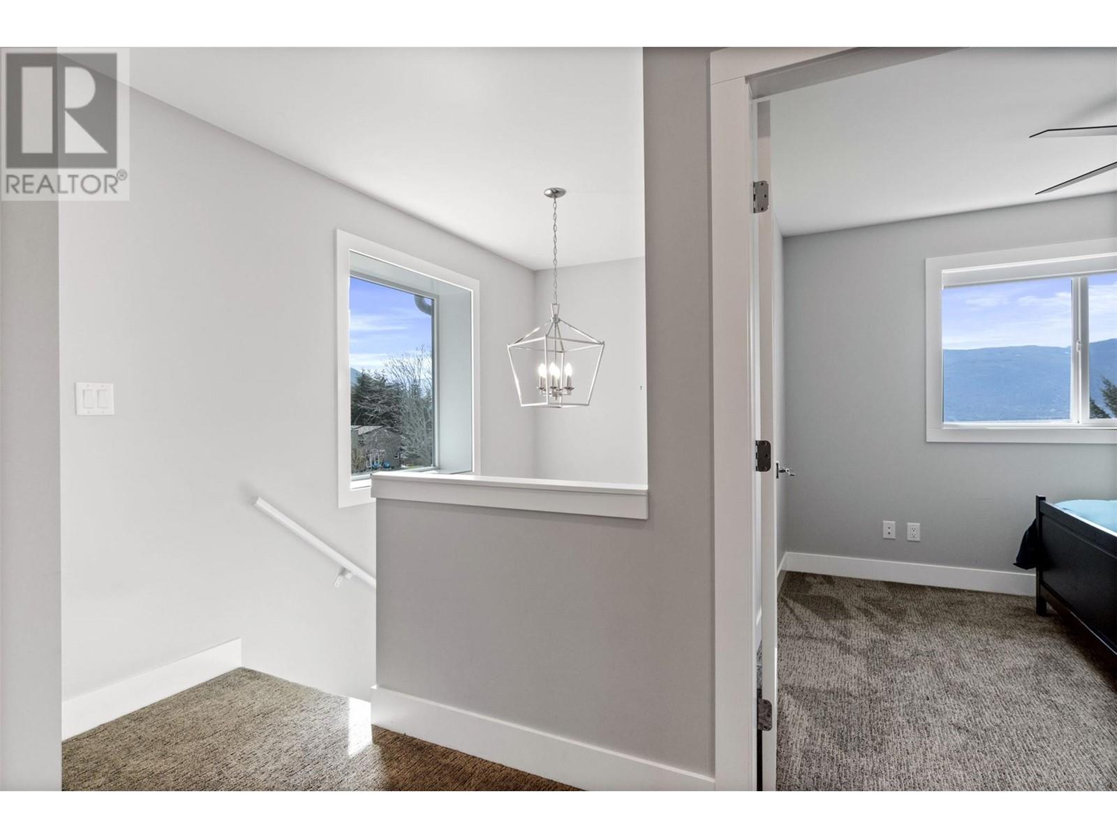 1351 15 Avenue Southeast, Salmon Arm