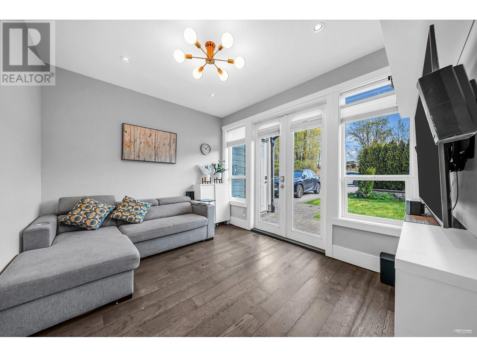 Photo 16 of 5488 Canada Way, Burnaby BC