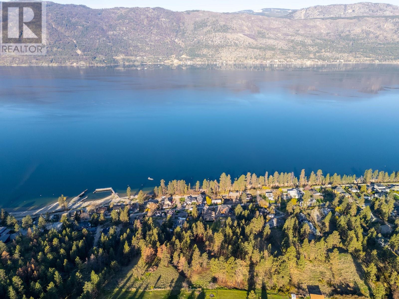 10989 Maddock Avenue, Lake Country