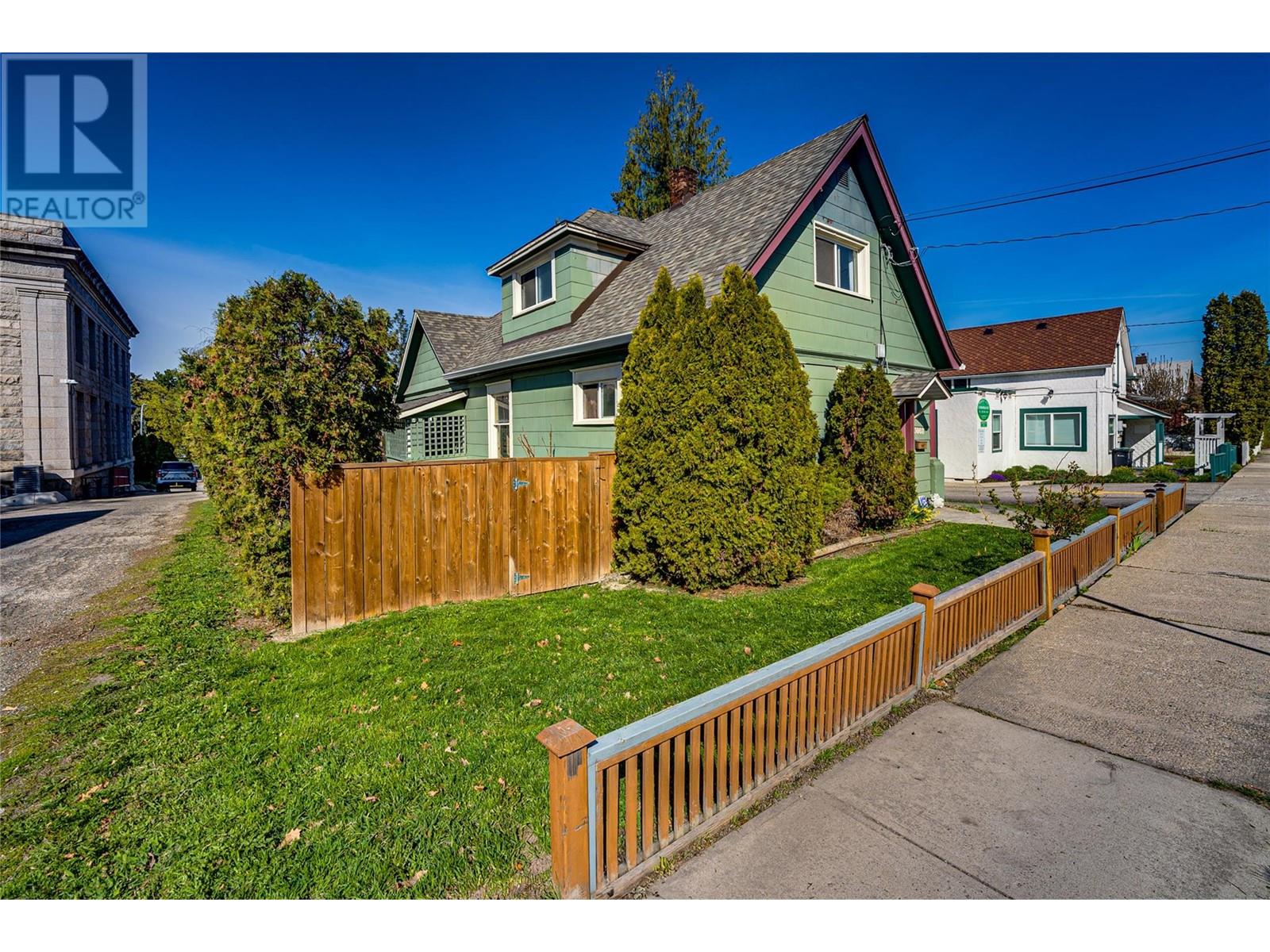  3008 26 Street, Vernon