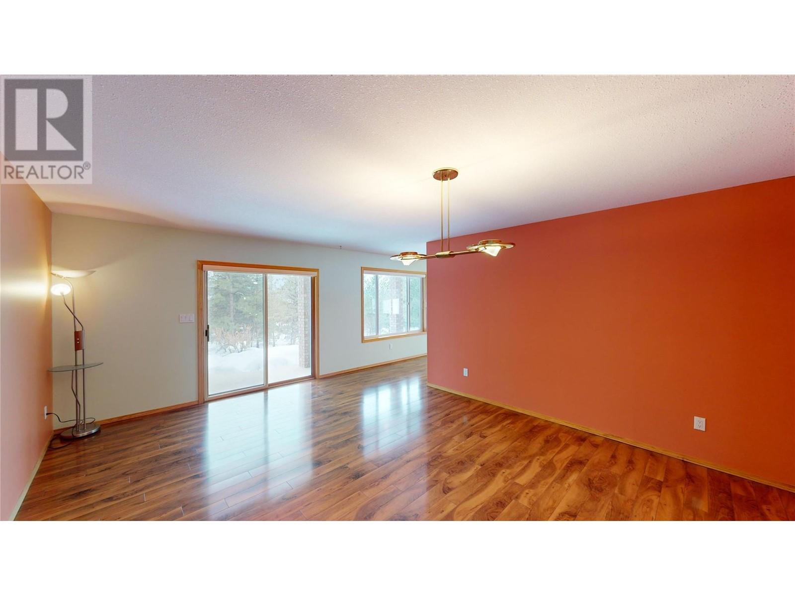 3041 Black Angus Road, Cranbrook