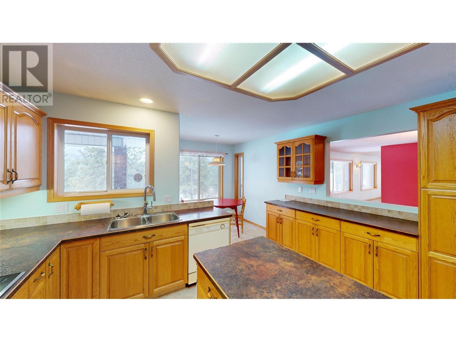 3041 Black Angus Road, Cranbrook