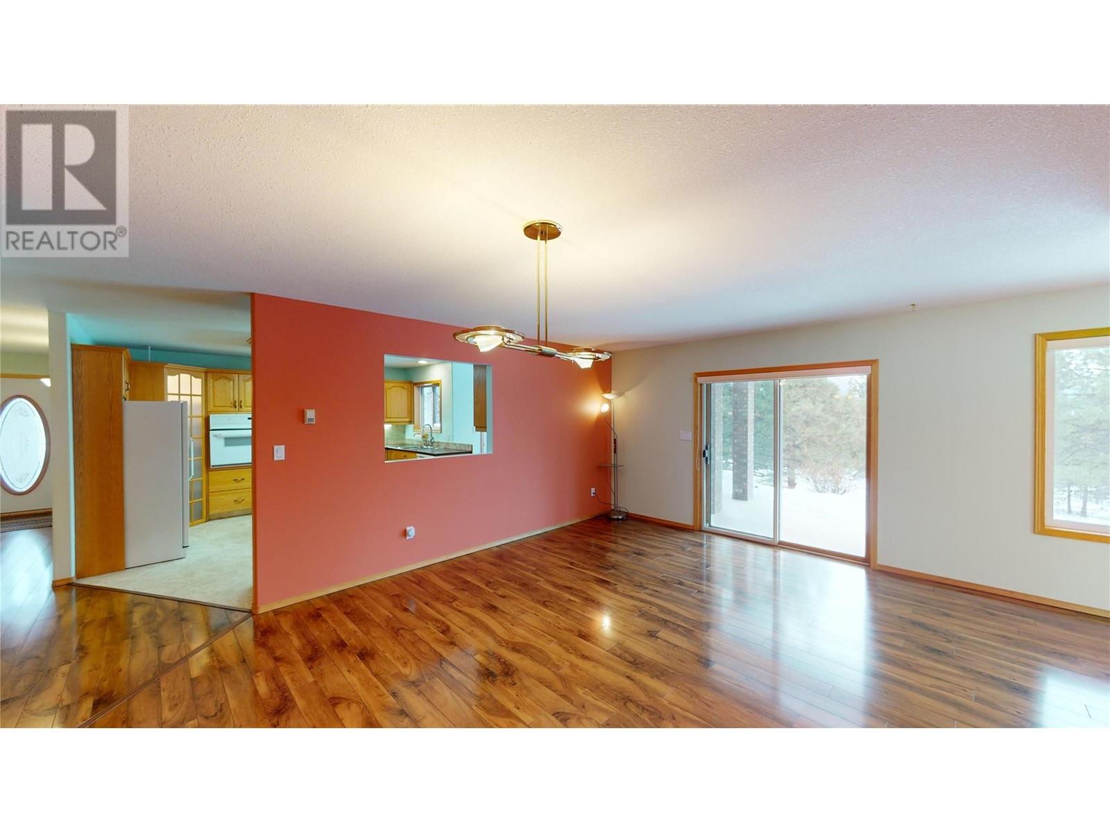 3041 Black Angus Road, Cranbrook