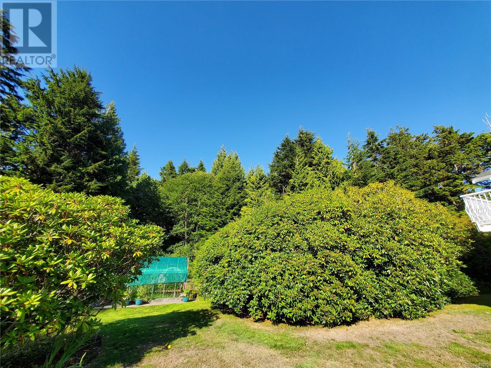 270 Cedar St, Tofino