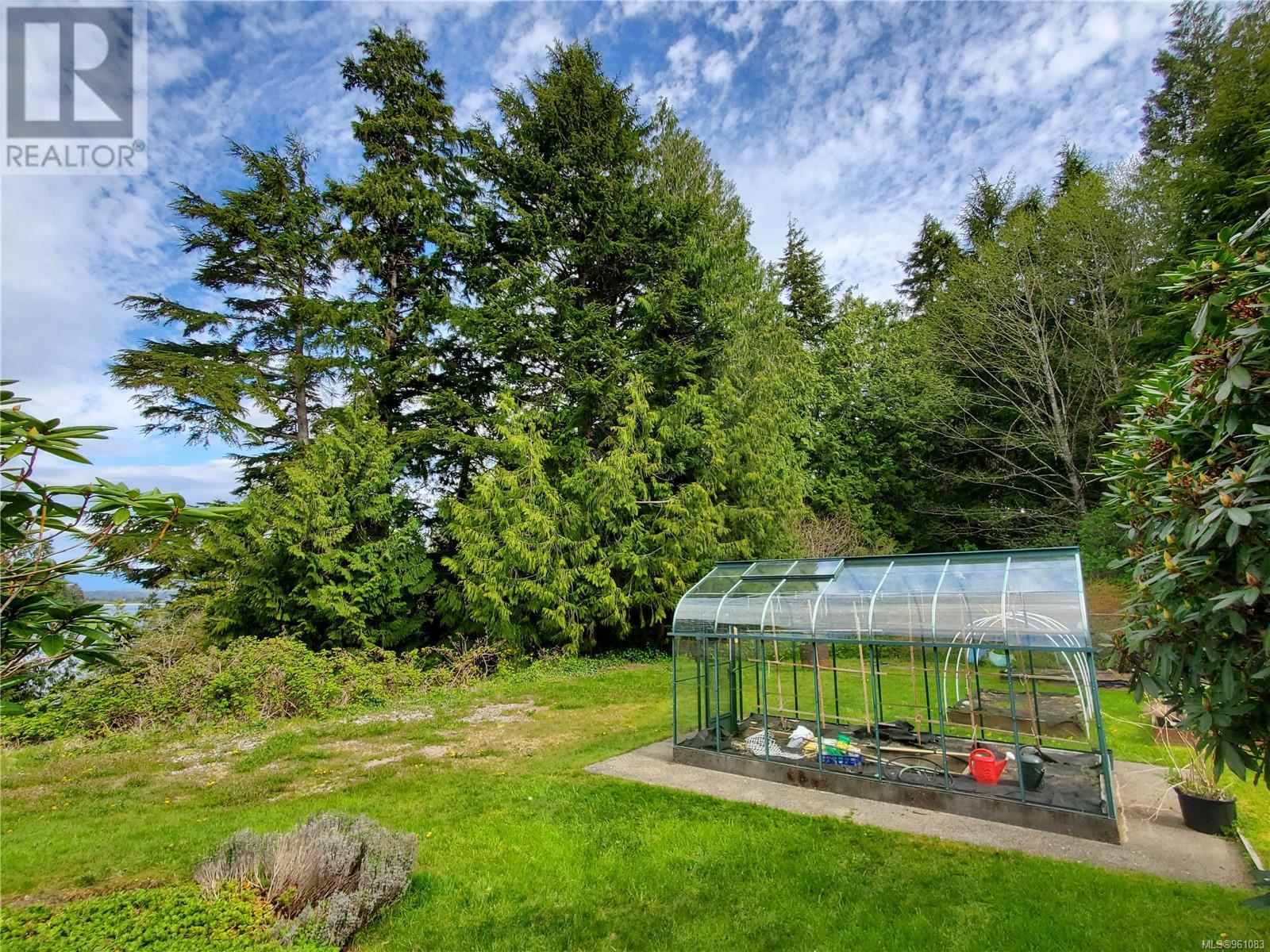 270 Cedar St, Tofino