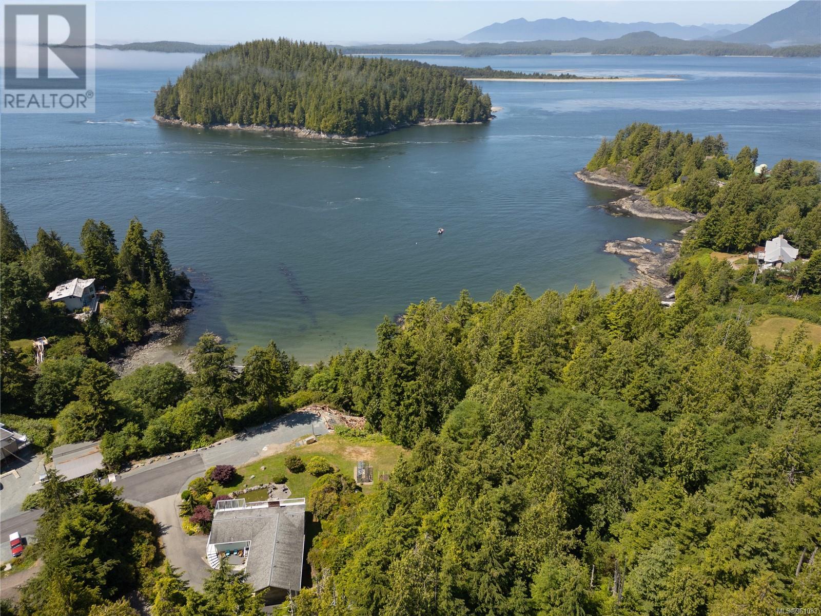 270 Cedar St, Tofino