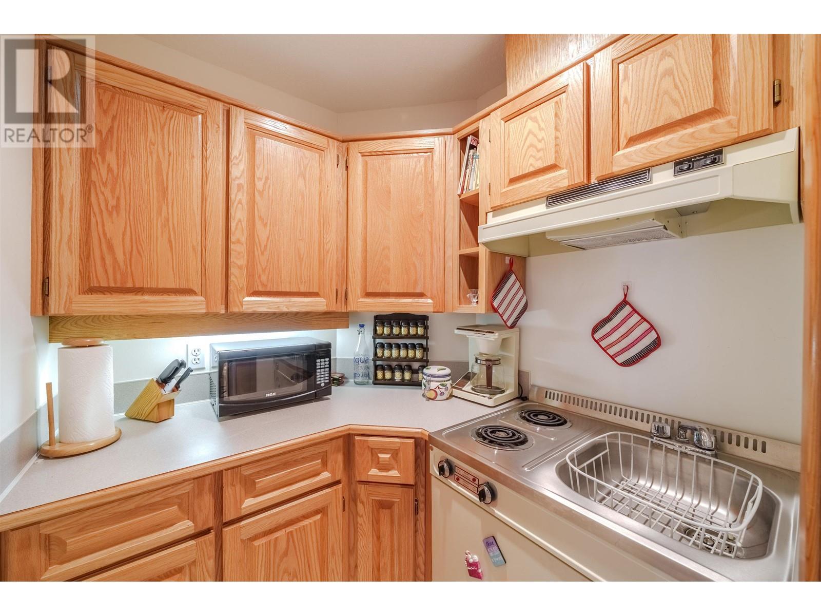 6342 NORTHSHORE DRIVE, Horse Lake