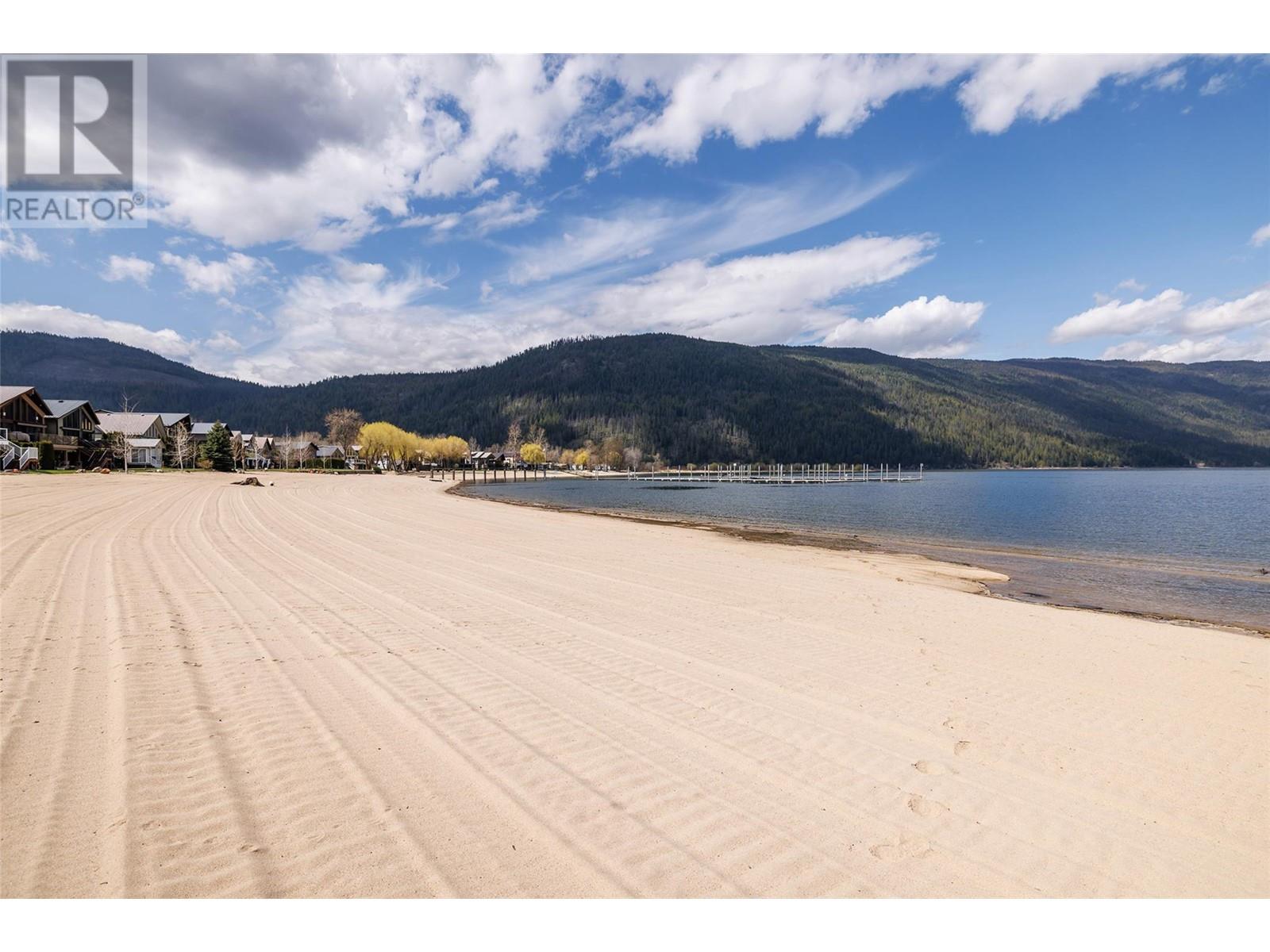Photo 6 of 8192 97 A Highway Unit Ls 44, Mara BC
