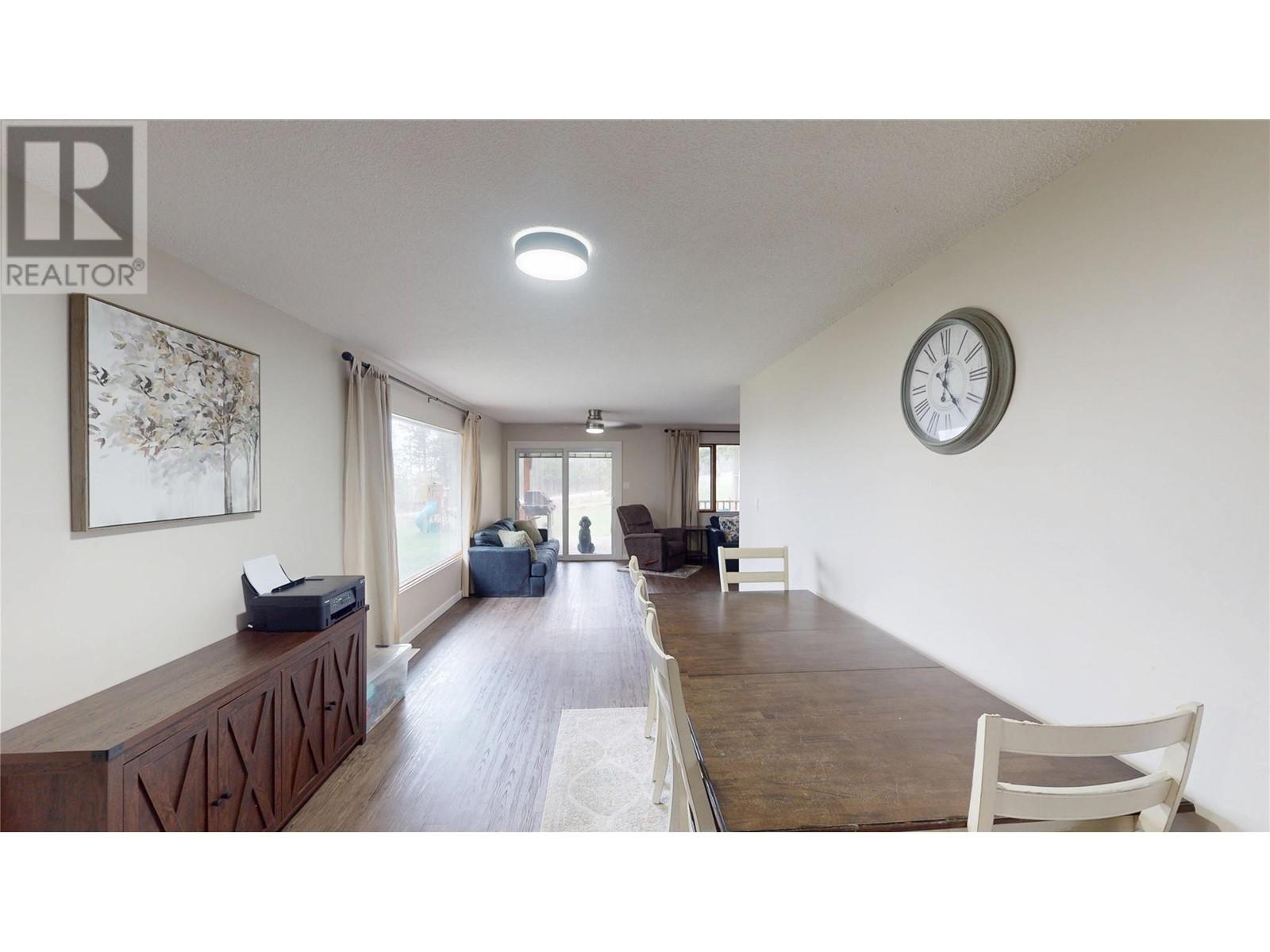 576 Borden Road, Cranbrook