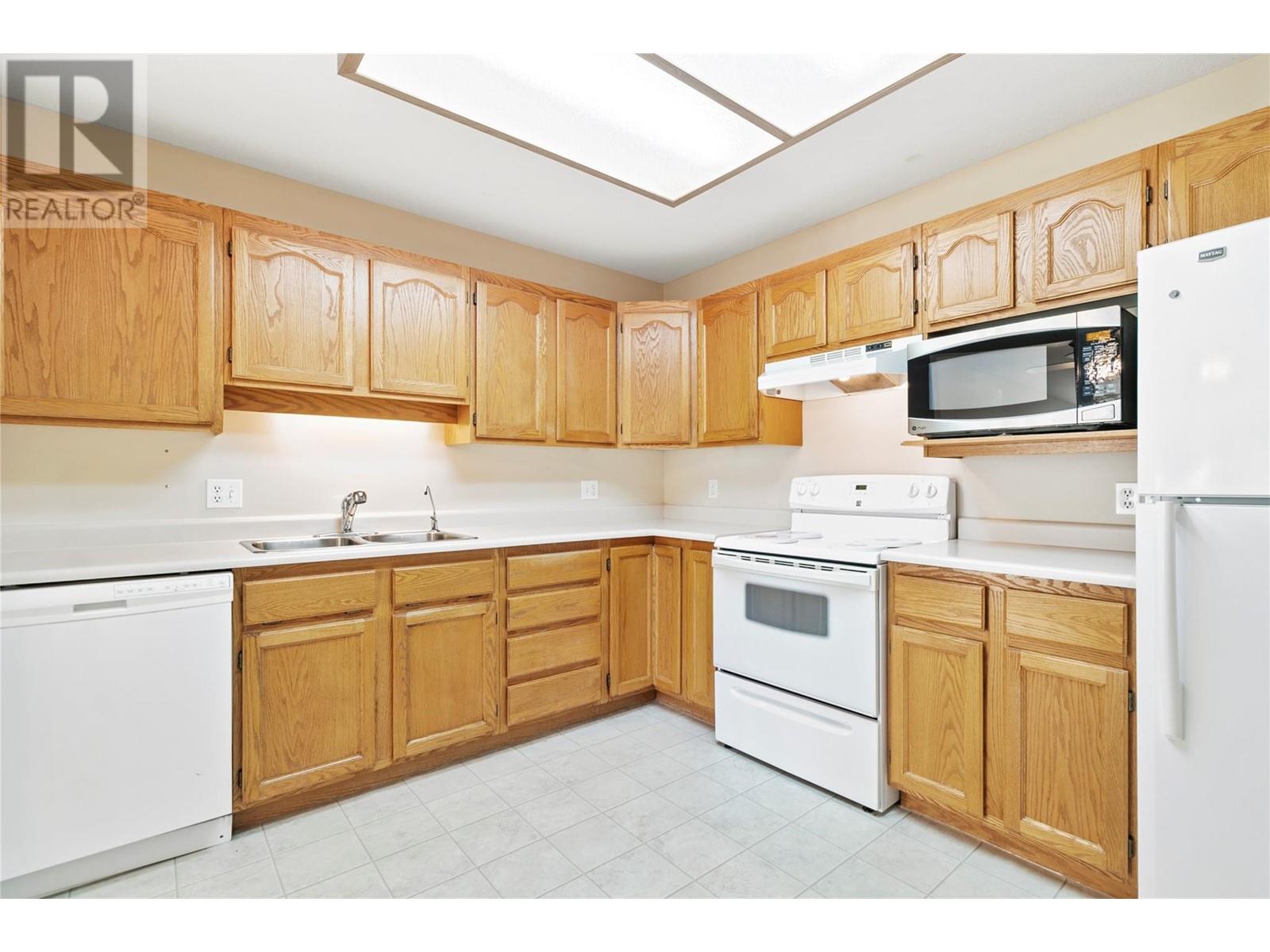 Photo 9 of 251 6 Street Se Unit 308, Salmon Arm BC