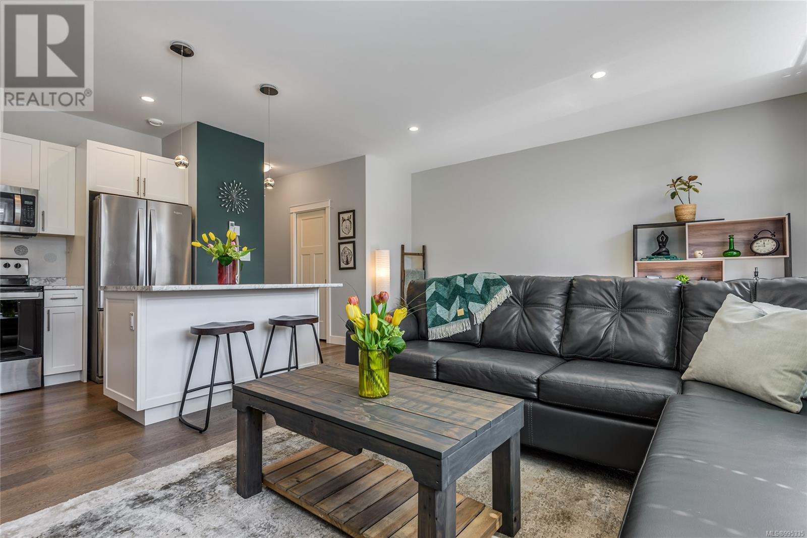 E 328 Petersen Rd, Campbell River