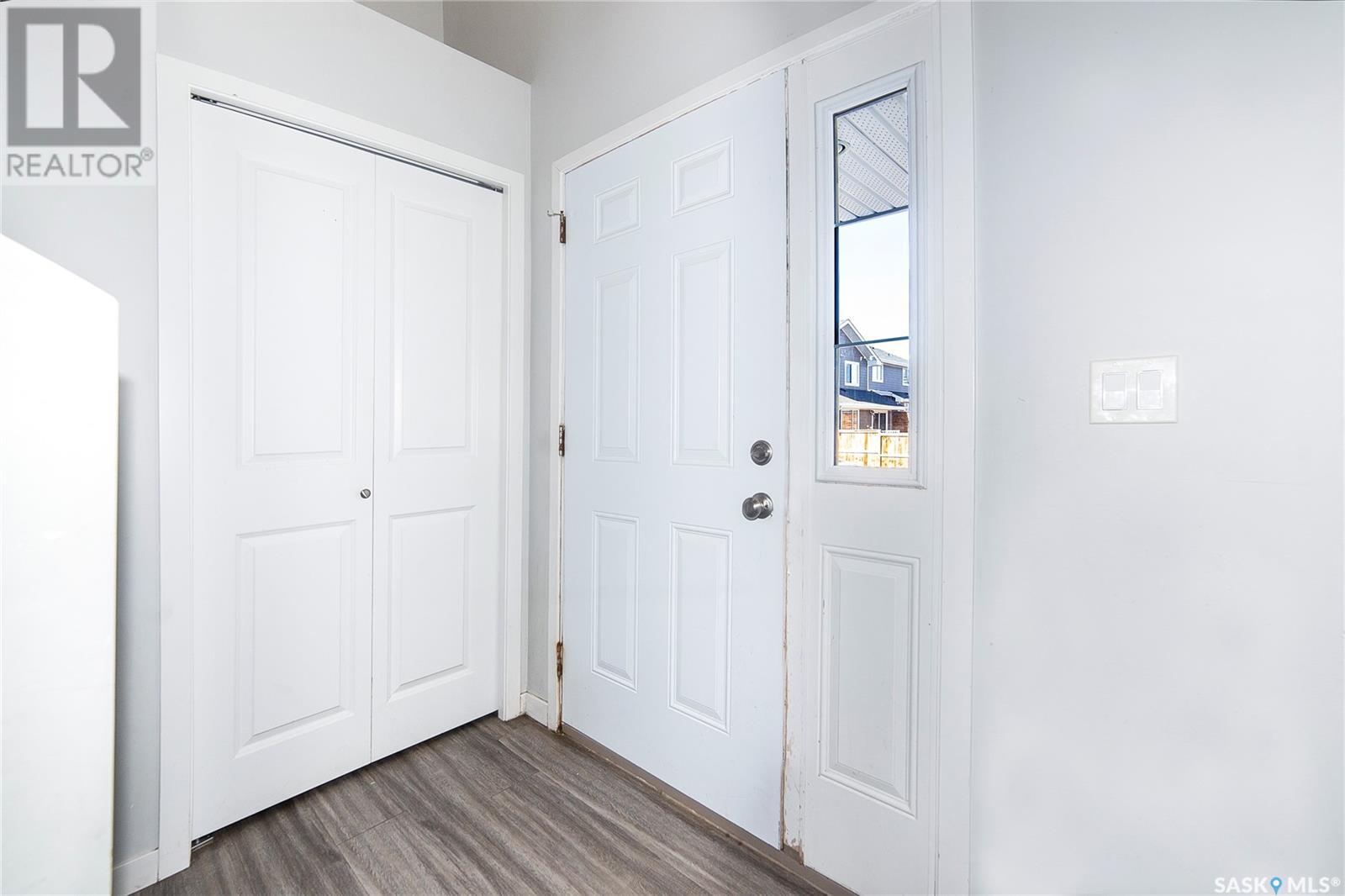 Photo 7 of 454 Stilling Way, Saskatoon SK