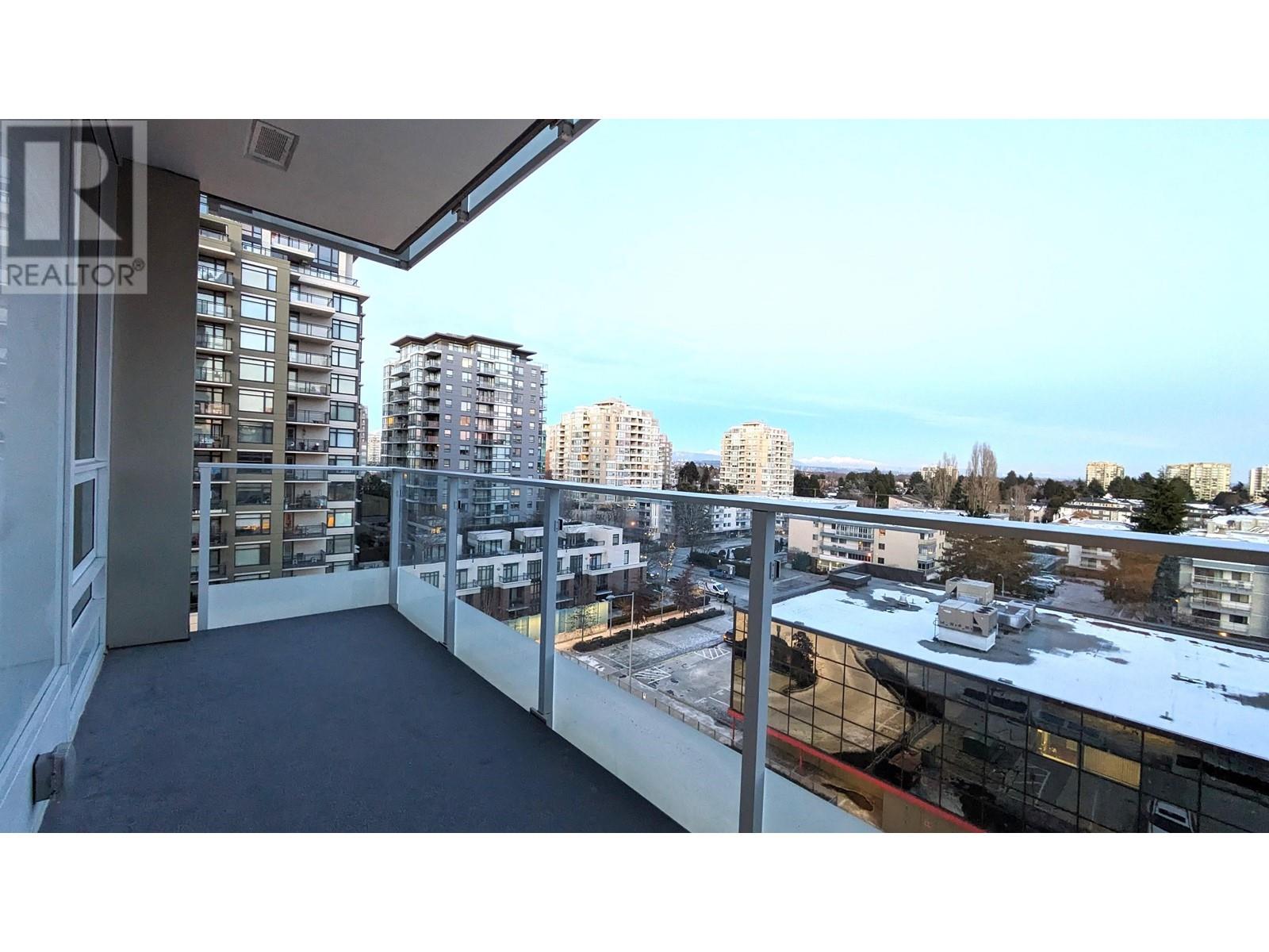 #820-6328 NO. 3 Road, Richmond