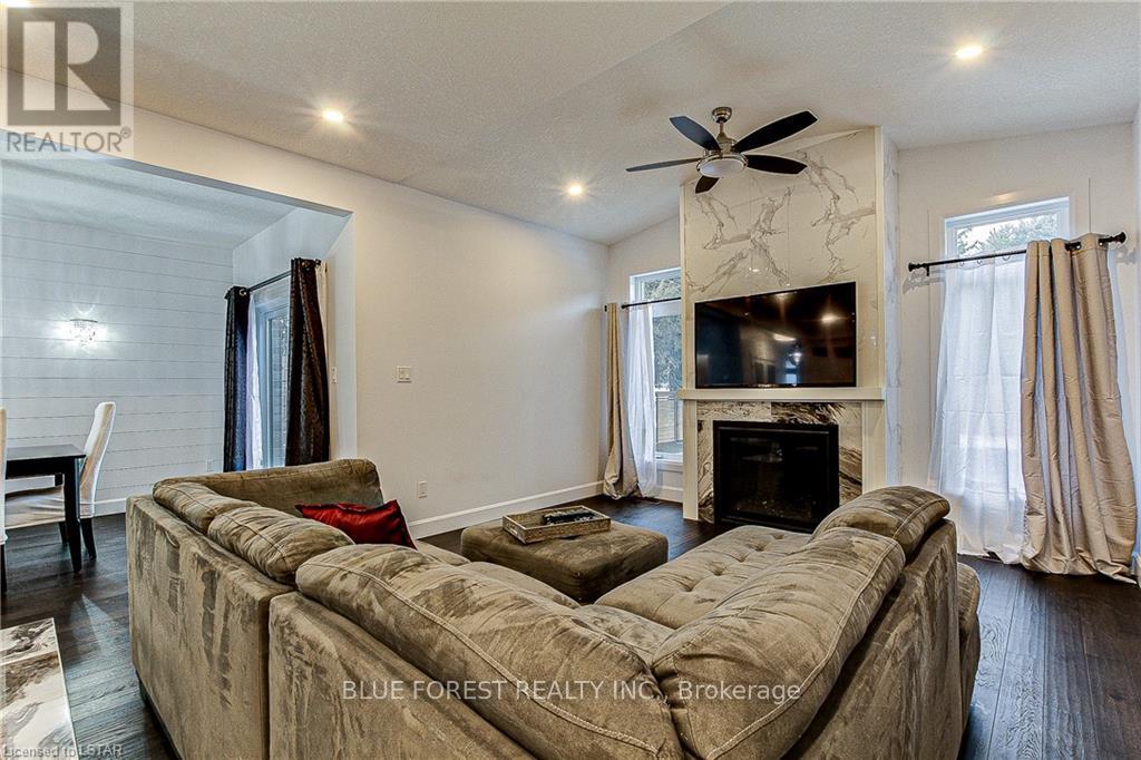 48 WOODLAND WALK - 5