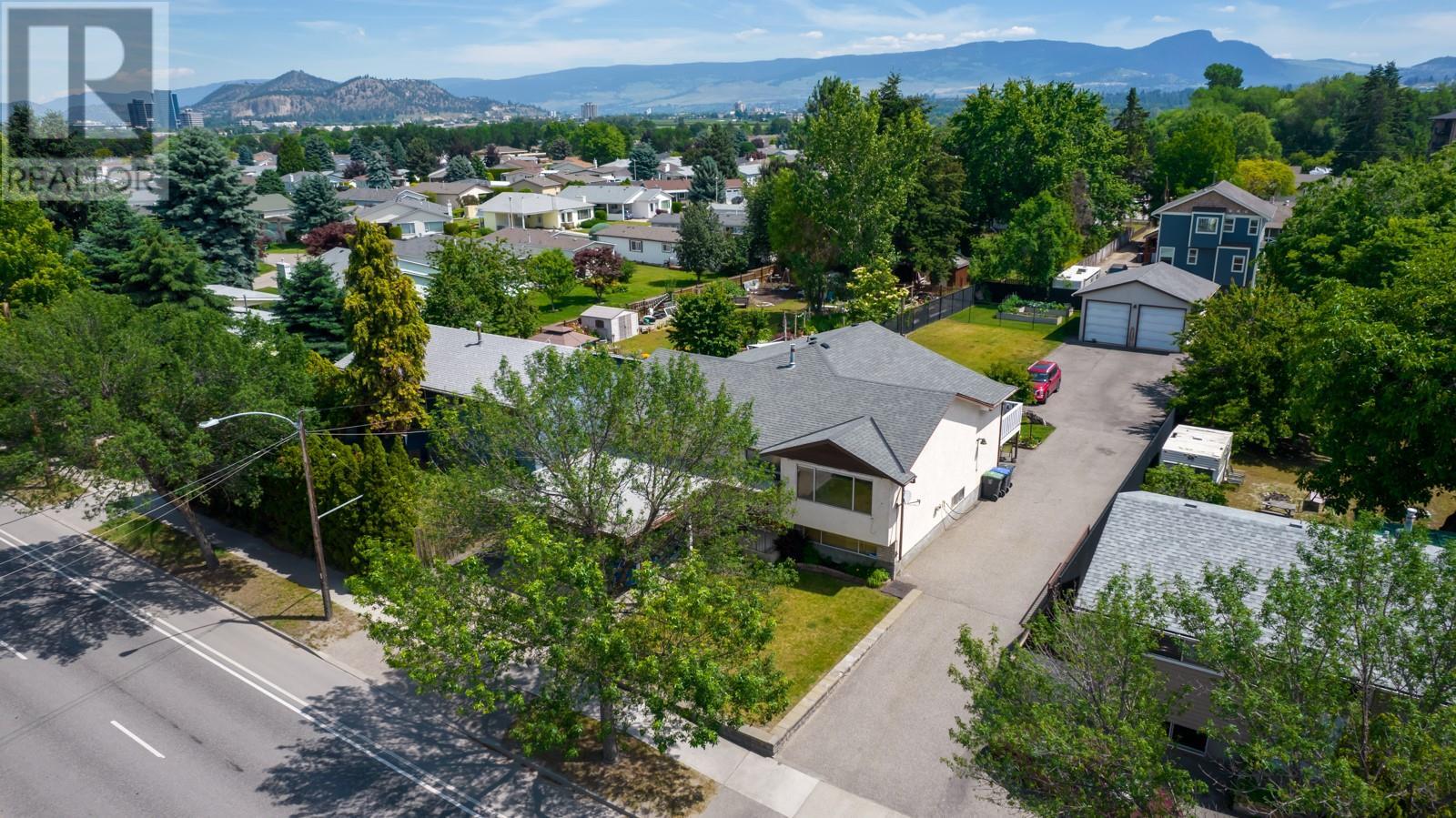  3029 Gordon Drive, Kelowna