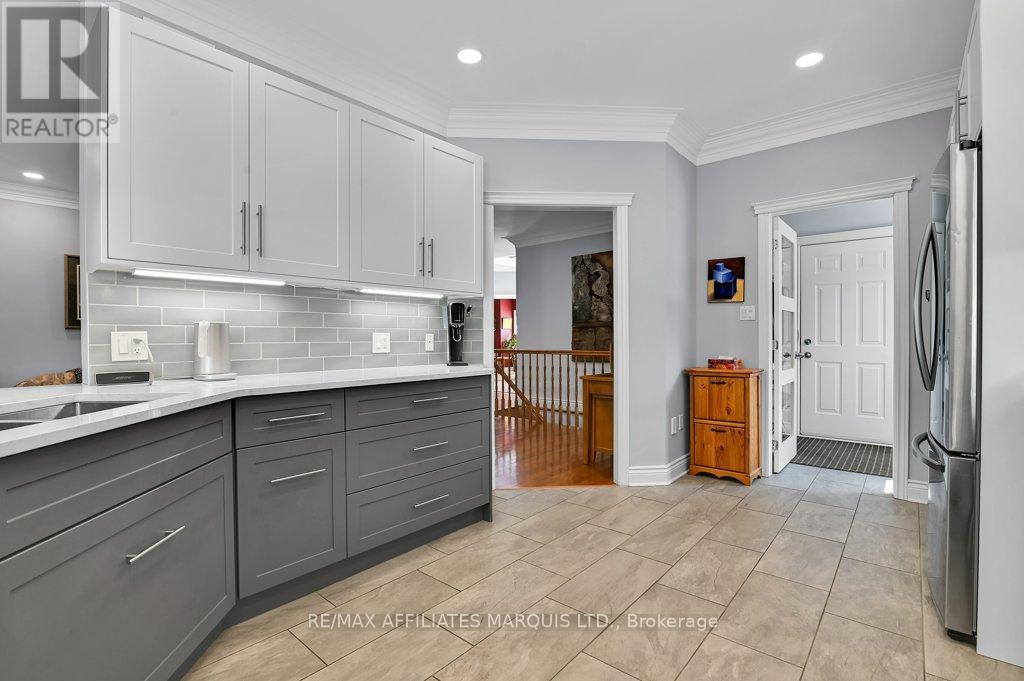 Photo 3 of 6798 Riverview Drive, South Glengarry ON