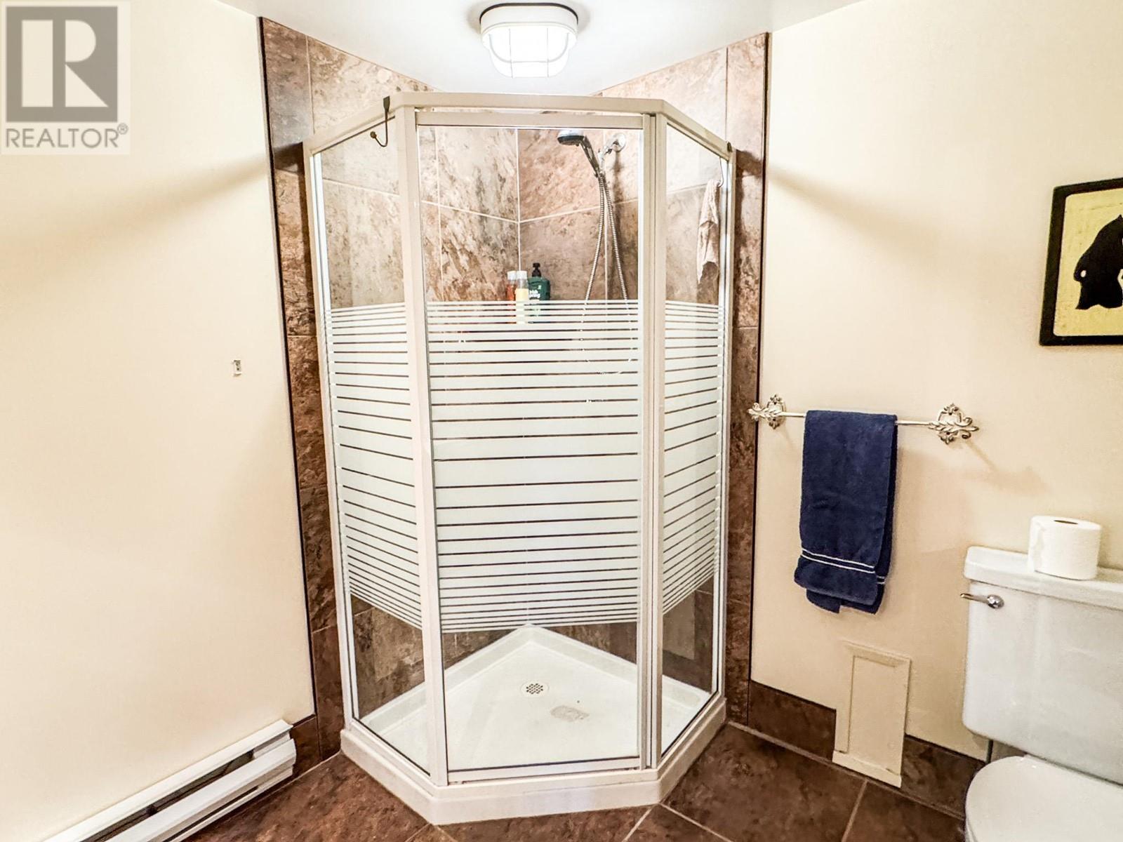 1325 12 Avenue, Invermere